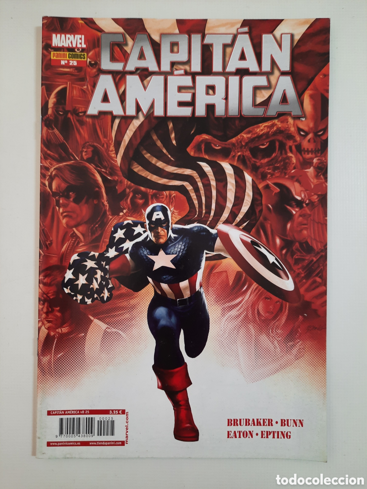 C&oacute;mics: CAPIT&Aacute;N AM&Eacute;RICA N&ordm; 25 - VOL. 8 - GRAPA MARVEL PANINI - 2013 - Foto 1