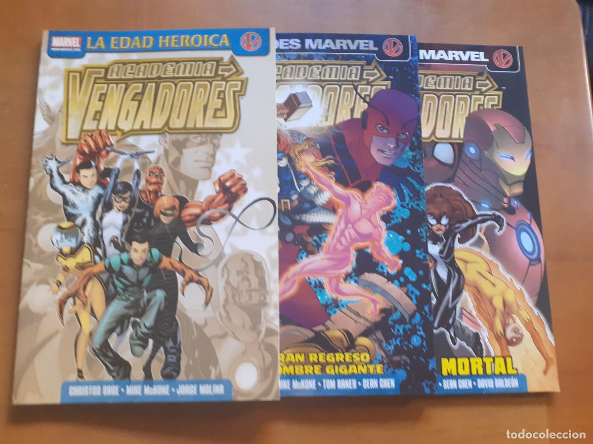 C&oacute;mics: Academia Vengadores . Lote del 1 al 3. - Foto 1