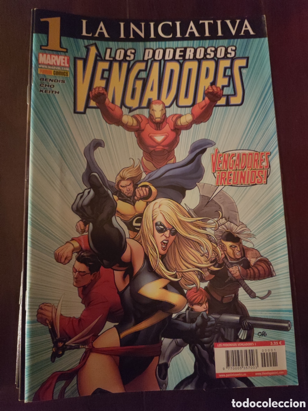 C&oacute;mics: Los poderosos vengadores. 1 a 36. Grapa - Foto 1