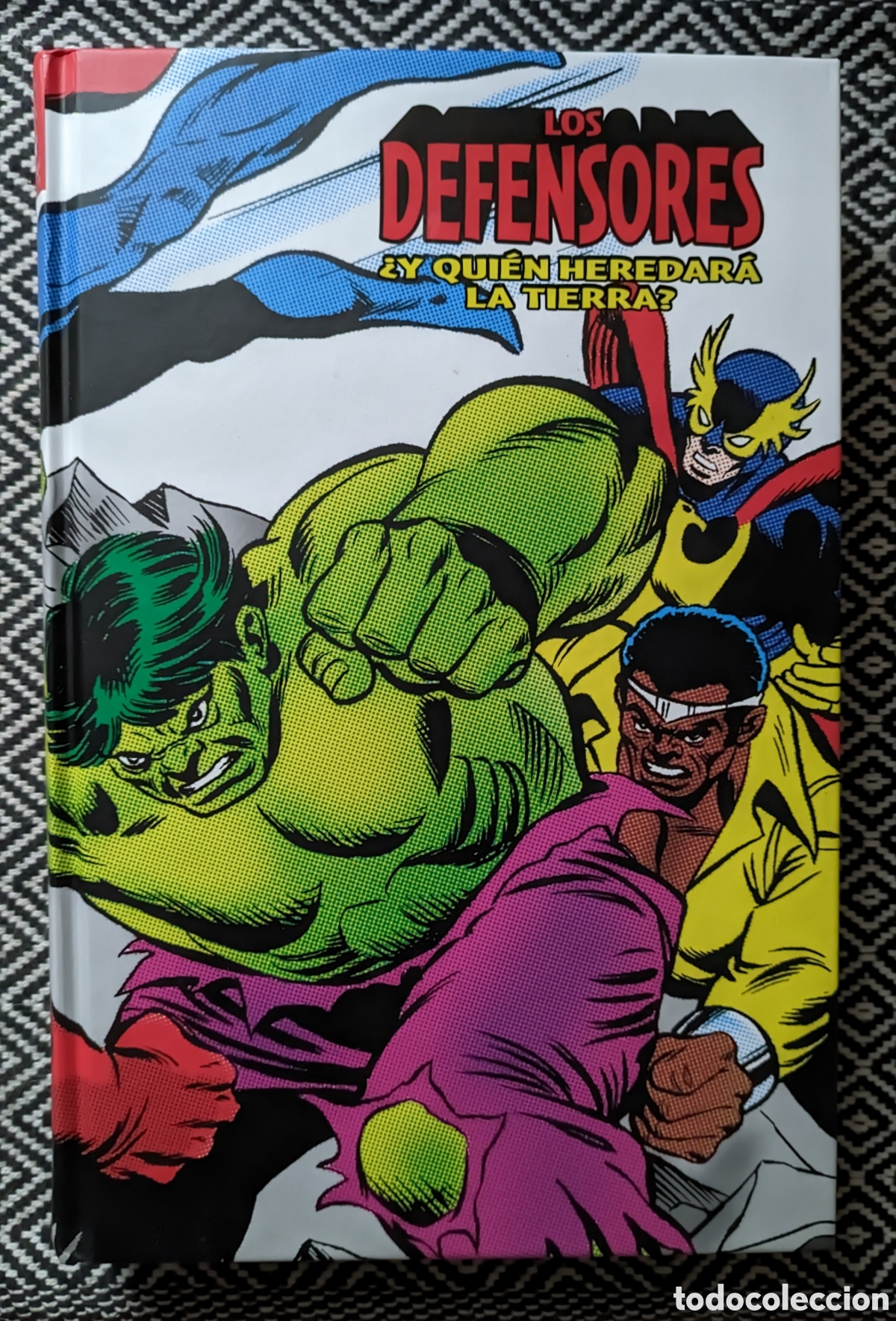 C&oacute;mics: Los Defensores. Len Wein; Steve Gerber. Ed. Limitada Numerada - Foto 7