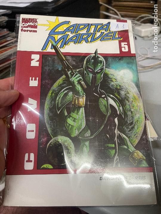 C&oacute;mics: FORUM CAPITAN MARVEL NUMERO 5 MUY BUEN ESTADO - Foto 1
