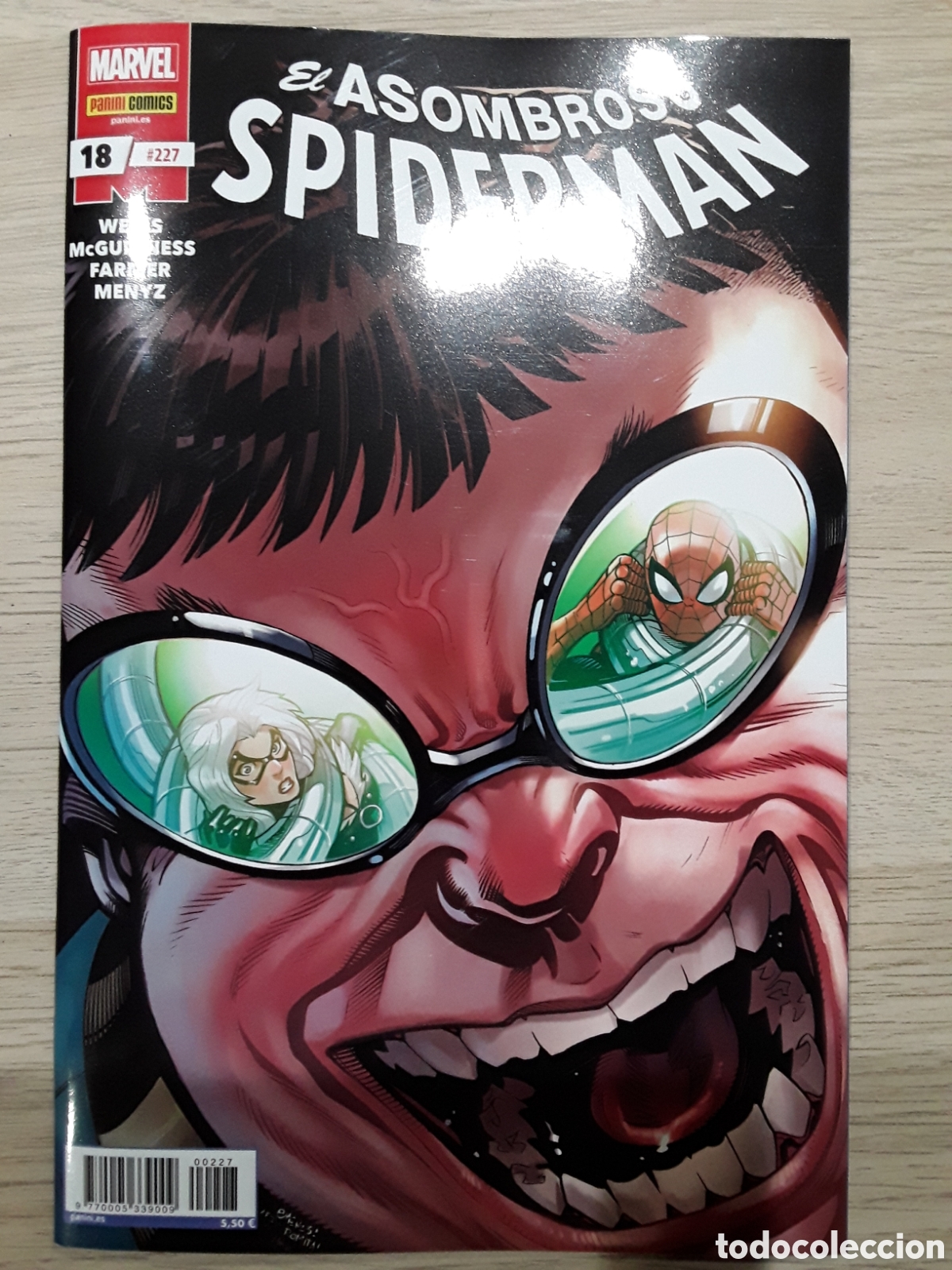 C&oacute;mics: El asombroso spiderman 18 / 227 (grapa) - Wells, McGuinness, Farmer, Menyz - Panini / Marvel