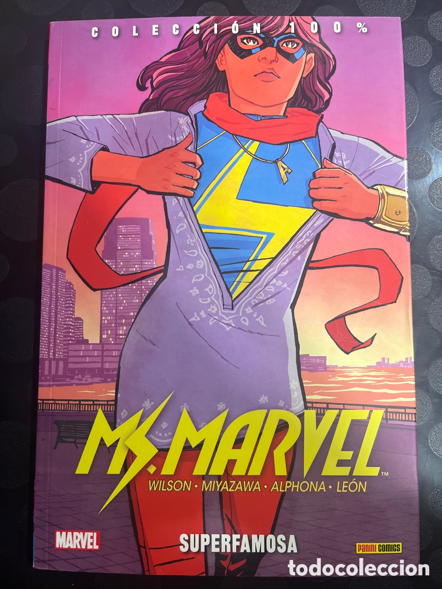 C&oacute;mics: MS. MARVEL N.4 SUPERFAMOSA COLECCI&Oacute;N 100% ( 2015/2019 ) - Foto 1