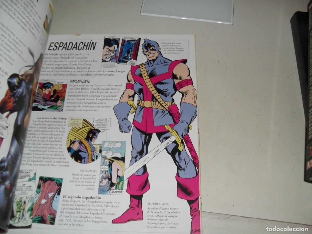 C&oacute;mics: MARVEL,LOS VENGADORES,LA GUIA DEFINITIVA,EDICION DE LUJO.EDICIONES B,2006 - Foto 2