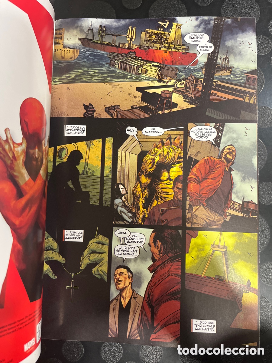 C&oacute;mics: DAREDEVIL N.45 / 12 LA SAGA DEL PU&Ntilde;O ROJO ( 2019/&hellip; ) - Foto 3