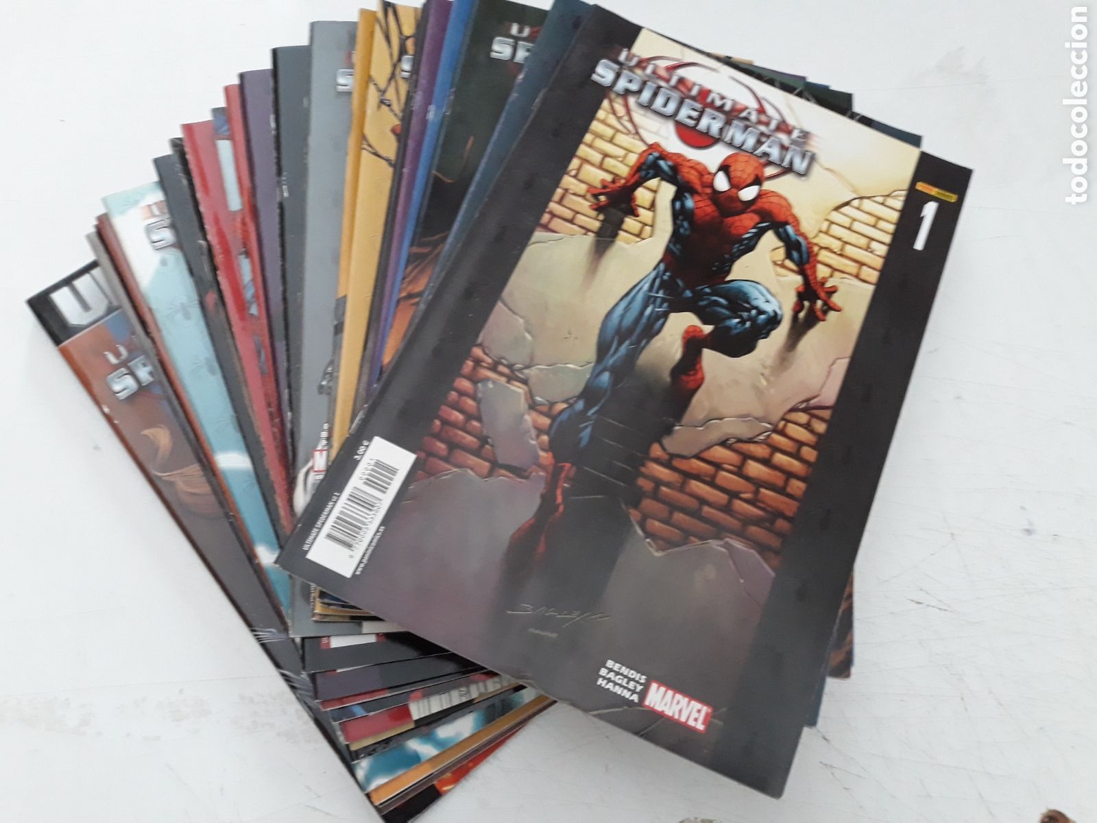 C&oacute;mics: ULTIMATE SPIDERMAN LOTE DE 24 N&Uacute;MEROS (DE 33) - PANINI - Foto 1