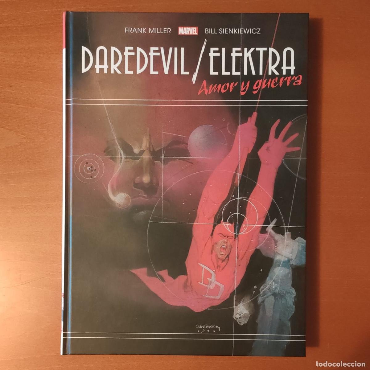 Lote 480658157: Marvel Gallery Edition 3 Daredevil / Elektra: Amor y guerra PANINI CÓMICS