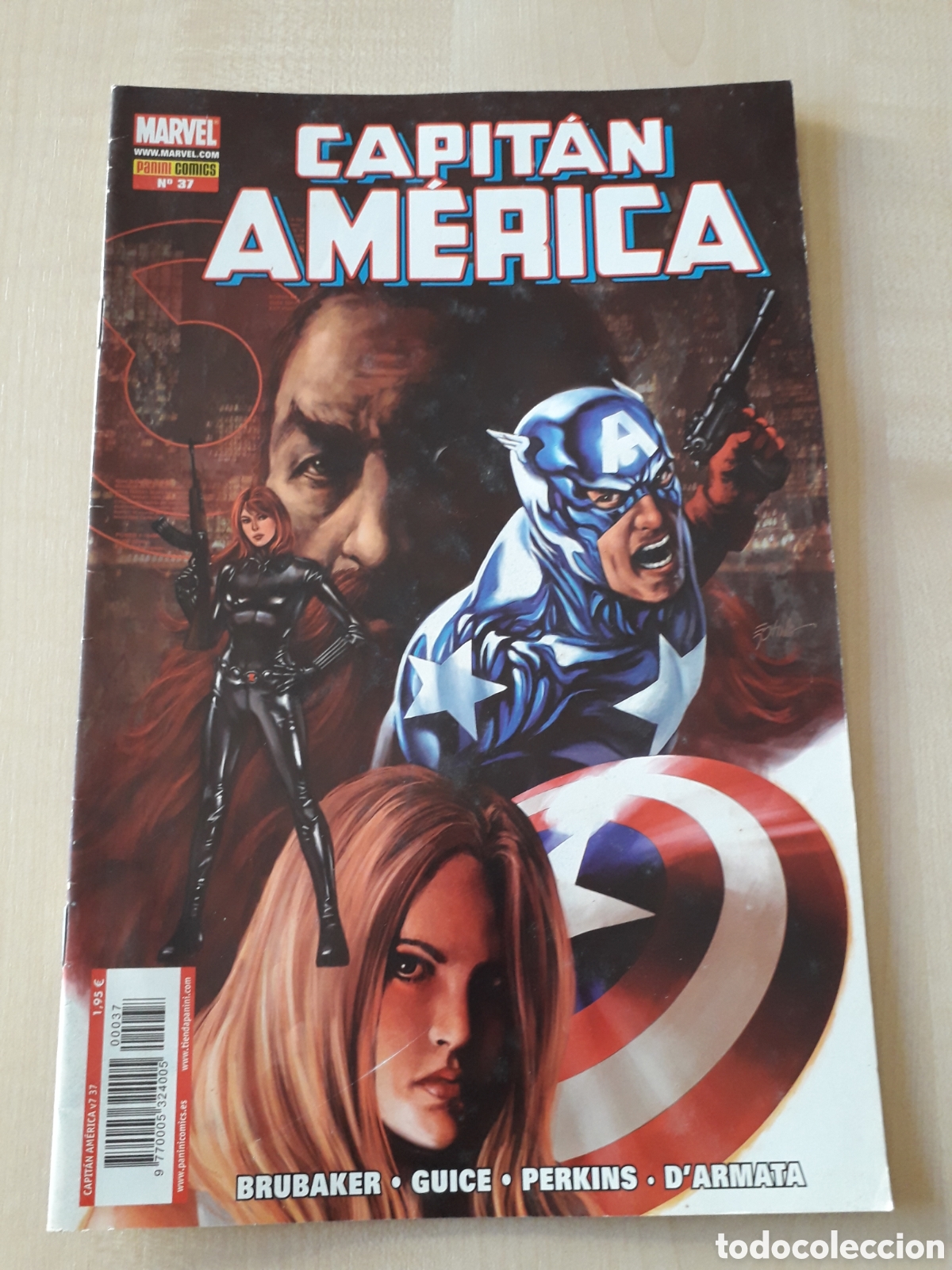 C&oacute;mics: Capit&aacute;n Am&eacute;rica n&uacute;mero 37 - Foto 1