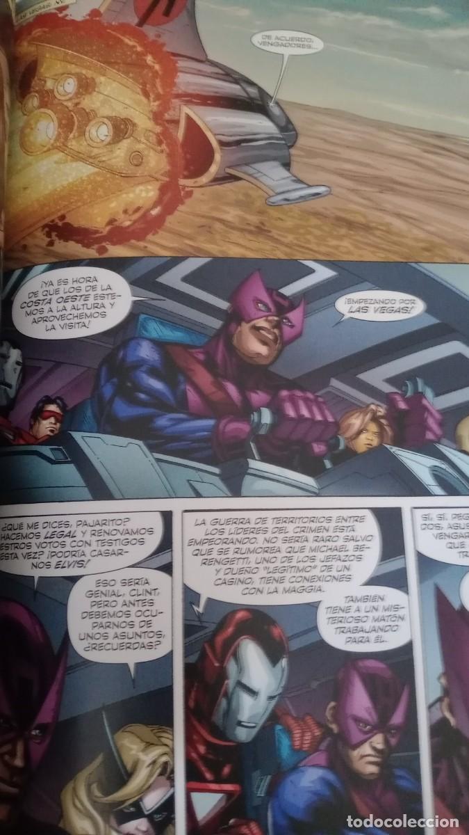 C&oacute;mics: HULK APLASTA A LOS VENGADORES. PANINI - Foto 6