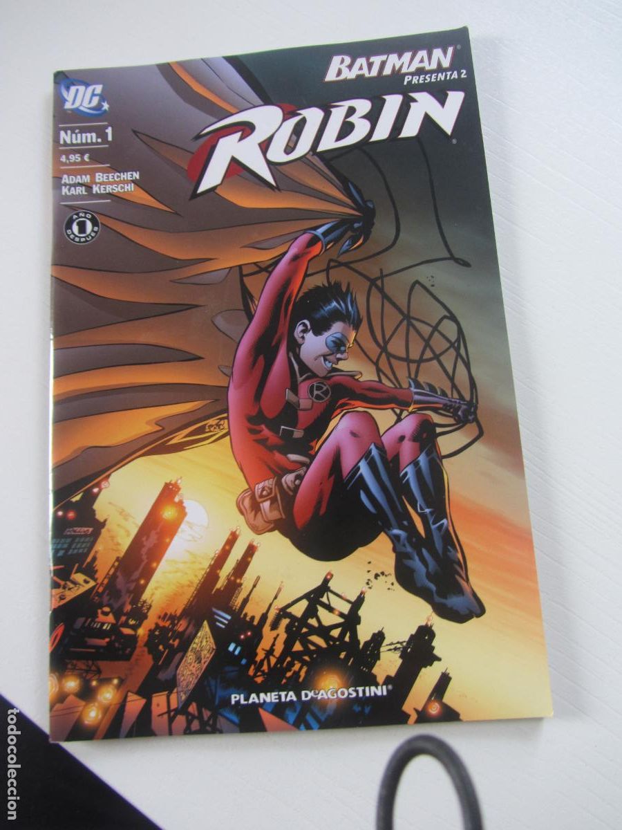 C&oacute;mics: ROBIN N&ordm; 1 - BATMAN PRESENTA N&ordm; 2 - DC - PLANETA Arx324 - Foto 1