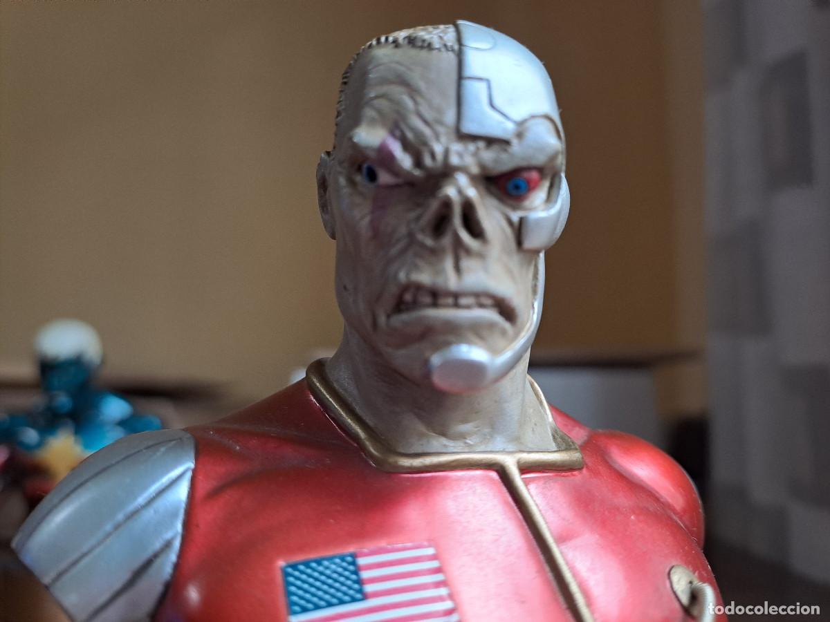 C&oacute;mics: DEATHLOK , comics y figura ( busto ) - Foto 3
