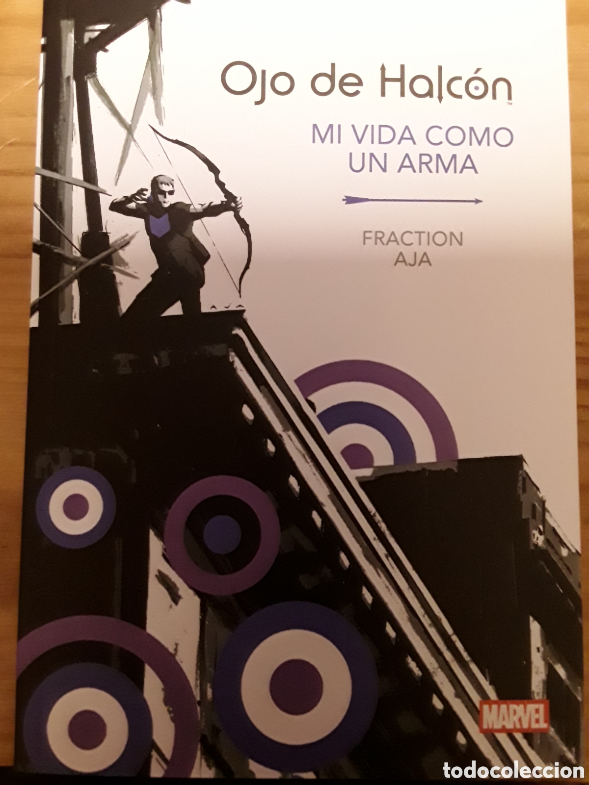 C&oacute;mics: Marvel essentials 14. Ojo de Halc&oacute;n. Mi vida como un arma - Fraction, Aja - Panini / Marvel - Foto 1