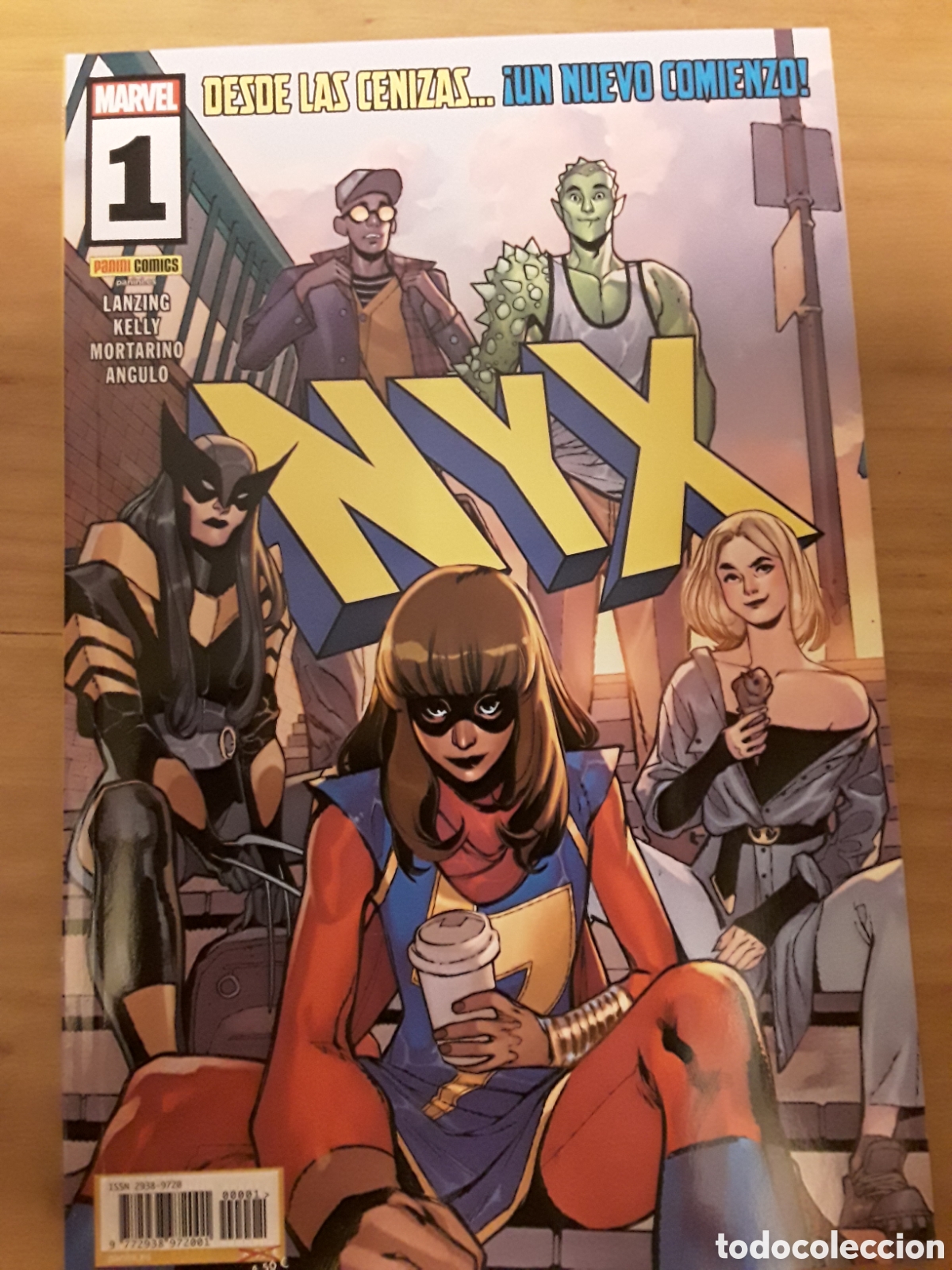 C&oacute;mics: NYX 1 - Lanzing, Kelly, Mortarino, Angulo - Panini / Marvel - Foto 1