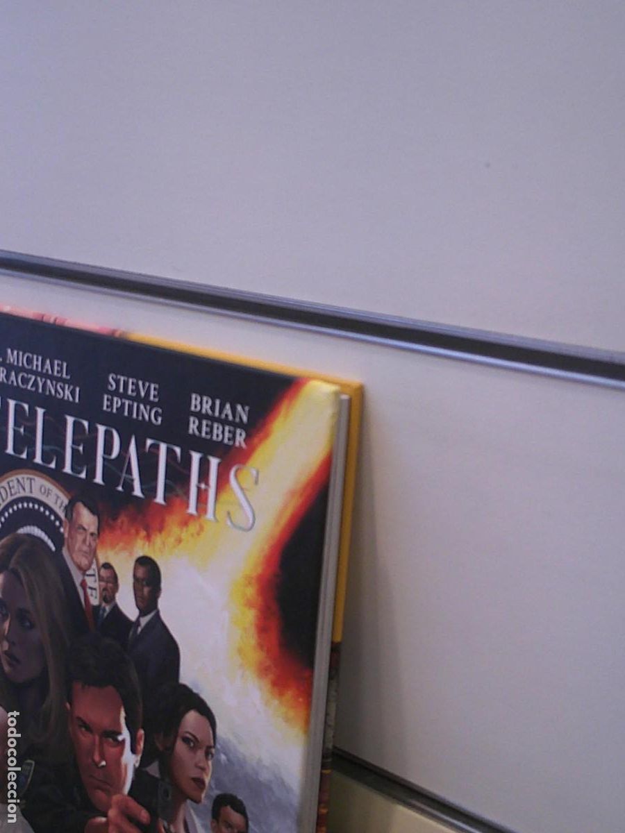 C&oacute;mics: TELEPATHS - PANINI OFERTA - Foto 2