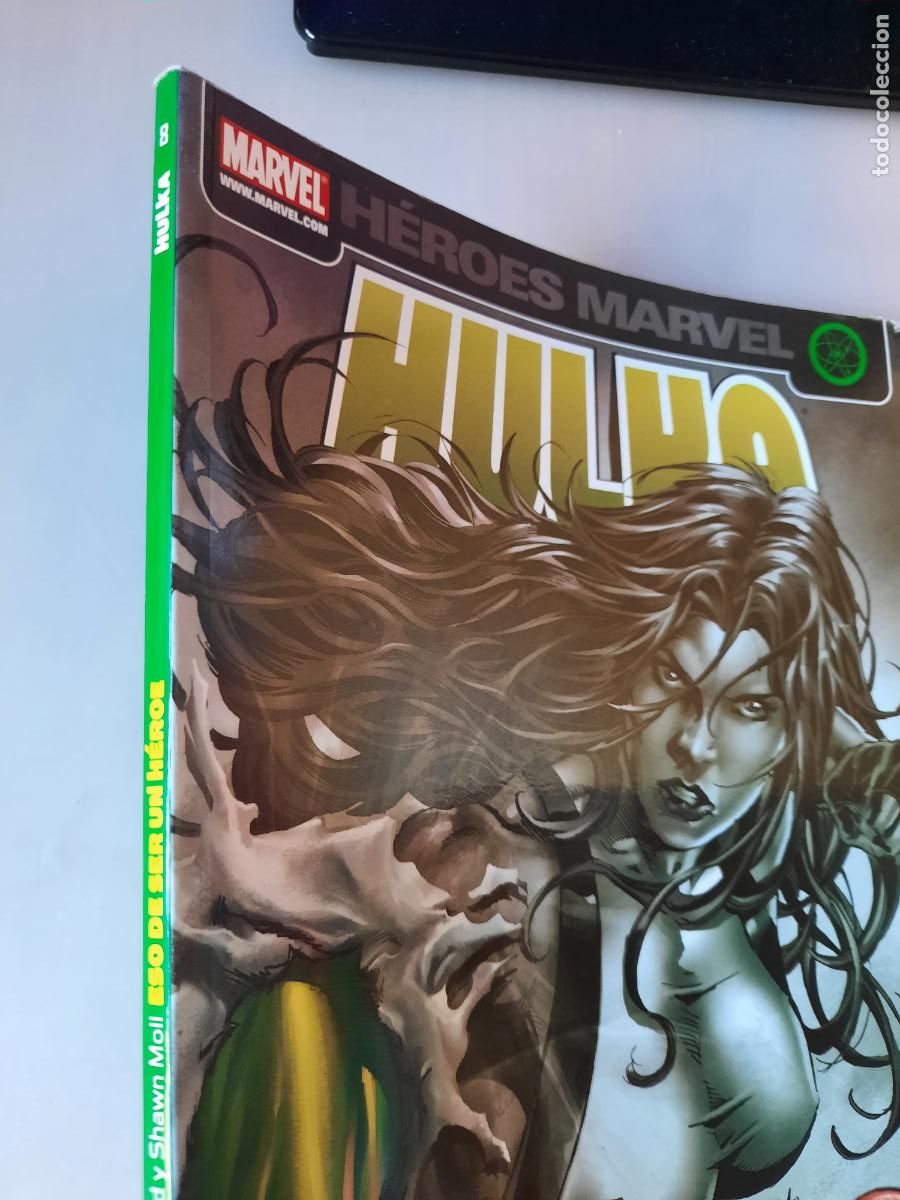 C&oacute;mics: HULKA: ESO DE SER UN H&Eacute;ROE N&ordm; 8 - ED. PANINI - Foto 2