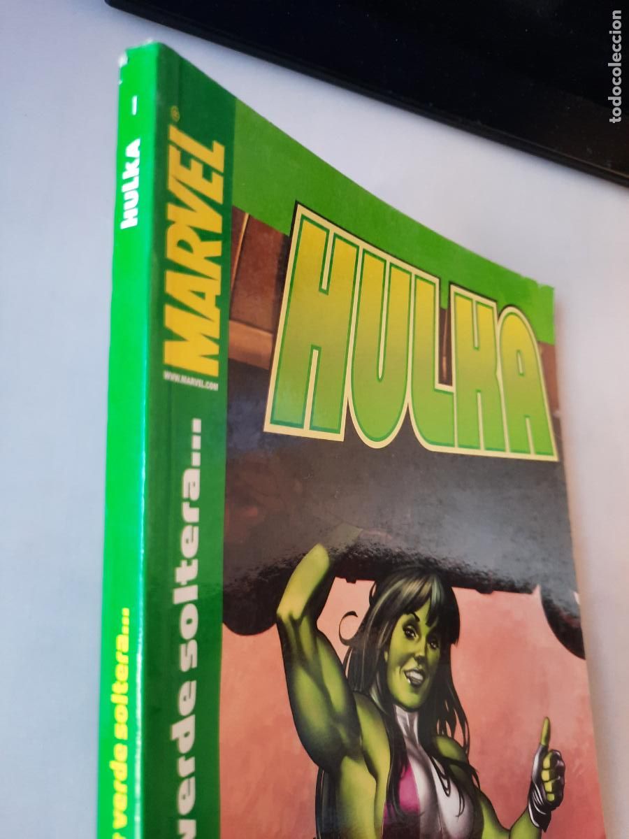 C&oacute;mics: HULKA: MUJER VERDE SOLTERA...N&ordm; 1 - ED. PANINI - Foto 2