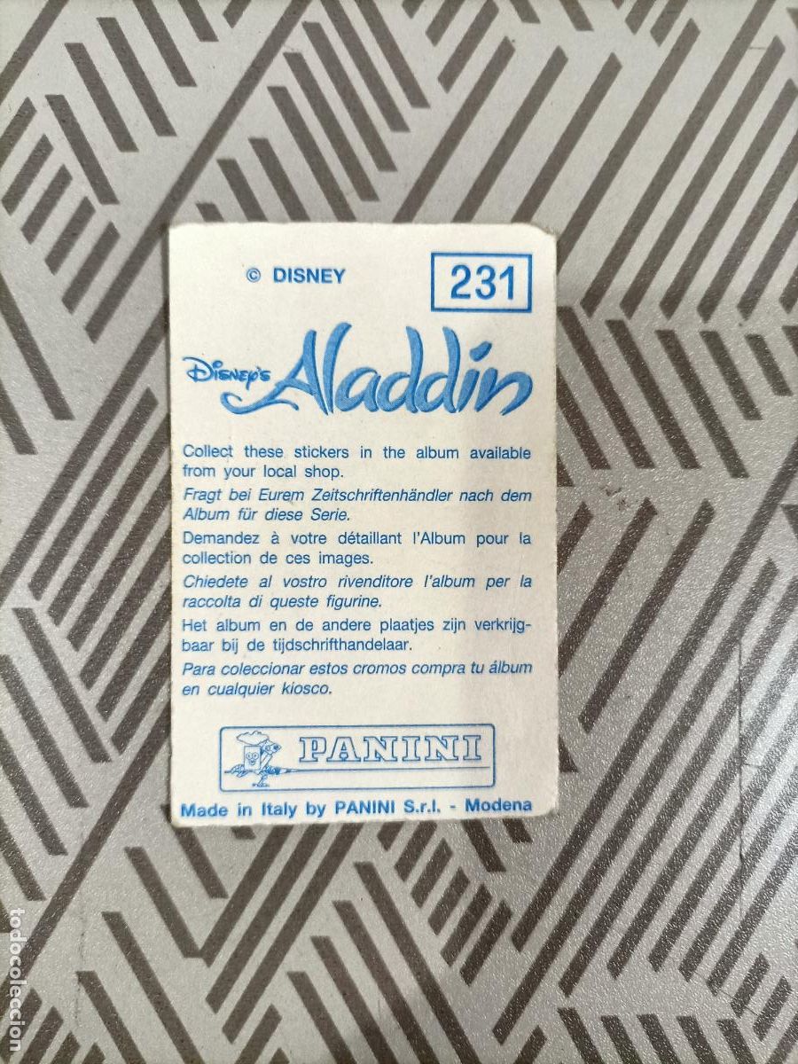 C&oacute;mics: Cromos adecivo A&ntilde;addon de Panini - Foto 2