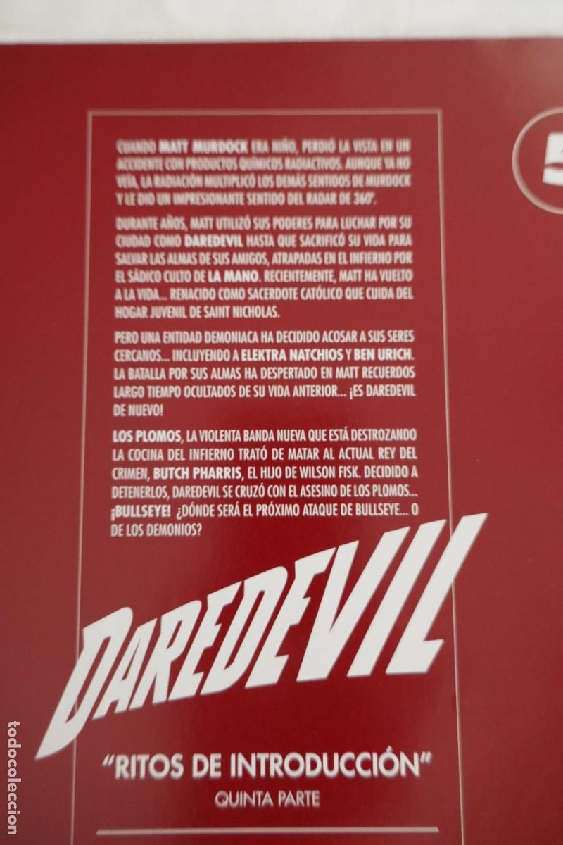 C&oacute;mics: DAREDEVIL N&ordm; 5 / 52 / AHMED - KUDER / MARVEL - PANINI - Foto 5