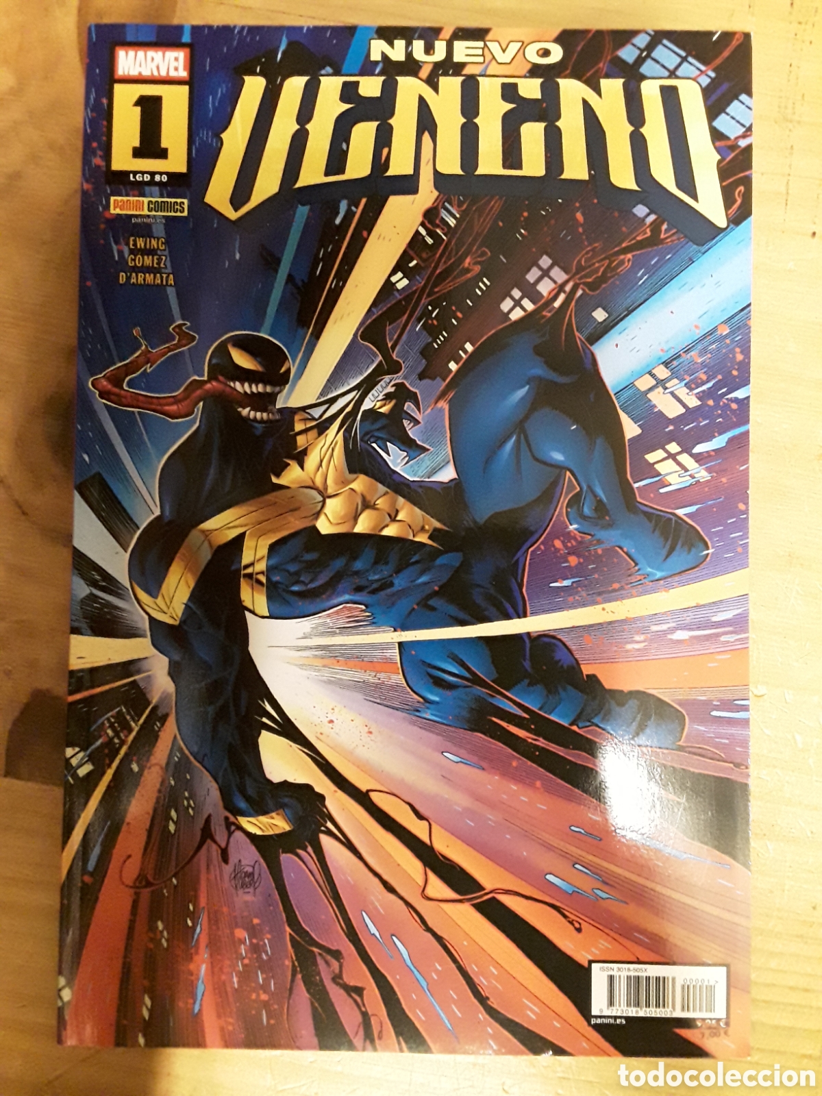 C&oacute;mics: Nuevo veneno 1 - Ewing, G&oacute;mez, DArmata - Panini / Marvel - Foto 1