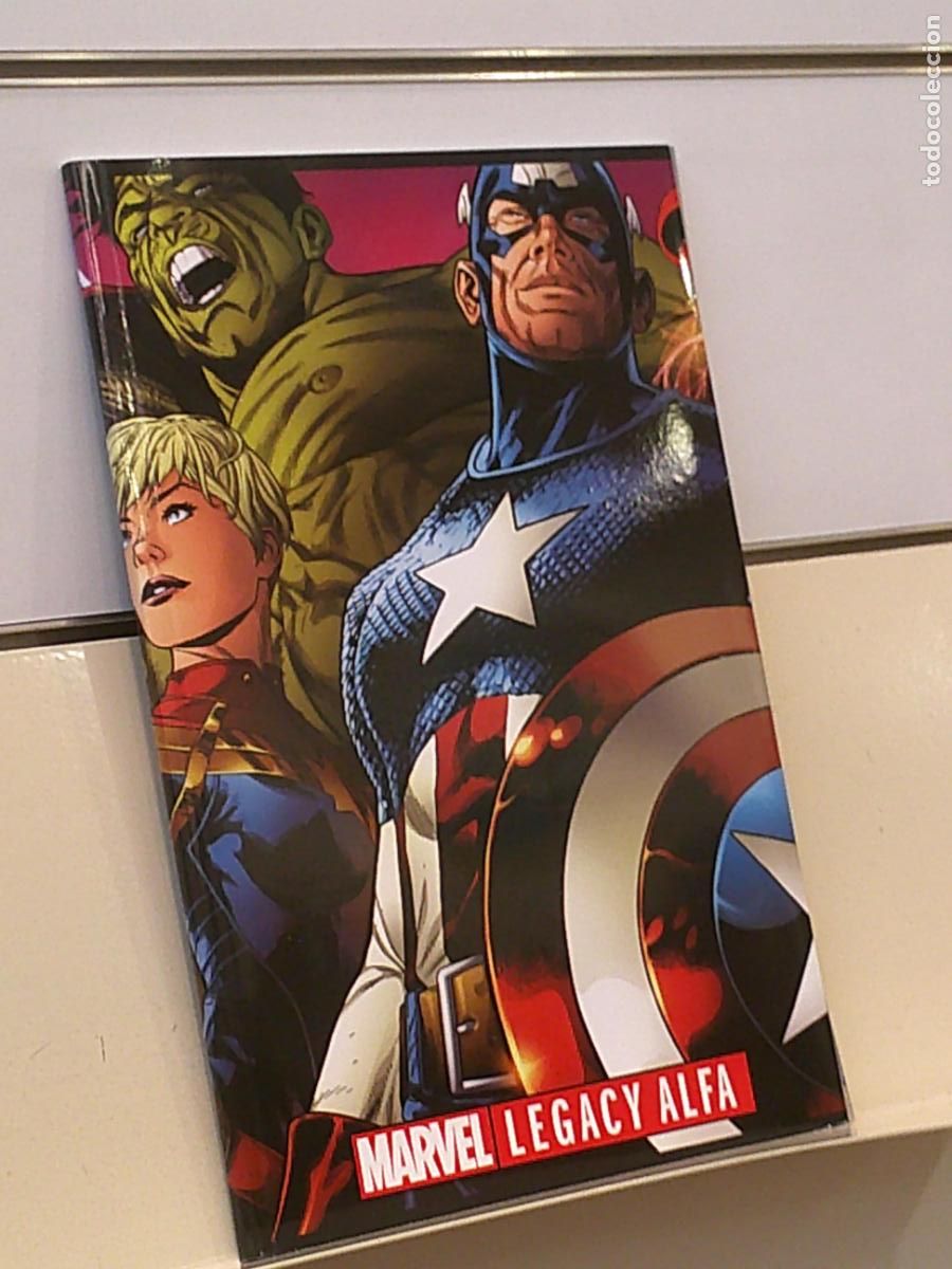C&oacute;mics: MARVEL LEGACY ALFA - PANINI - Foto 1