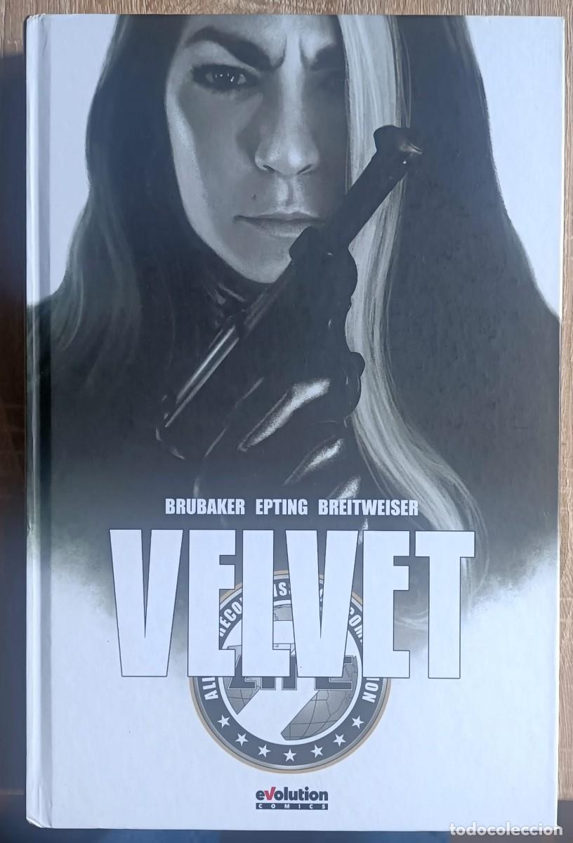 C&oacute;mics: VELVET. De Brubaker, Epting y Breiweiser. EVOLUTION COMICS. 2023 - Foto 1