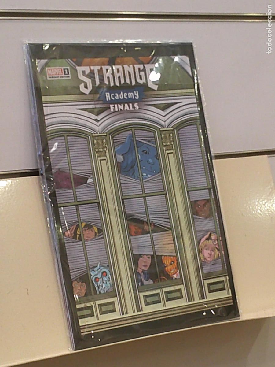 C&oacute;mics: ACADEMIA EXTRA&Ntilde;O N&ordm; 1-11 EXAMENES FINALES MARVEL - PANINI - Foto 2