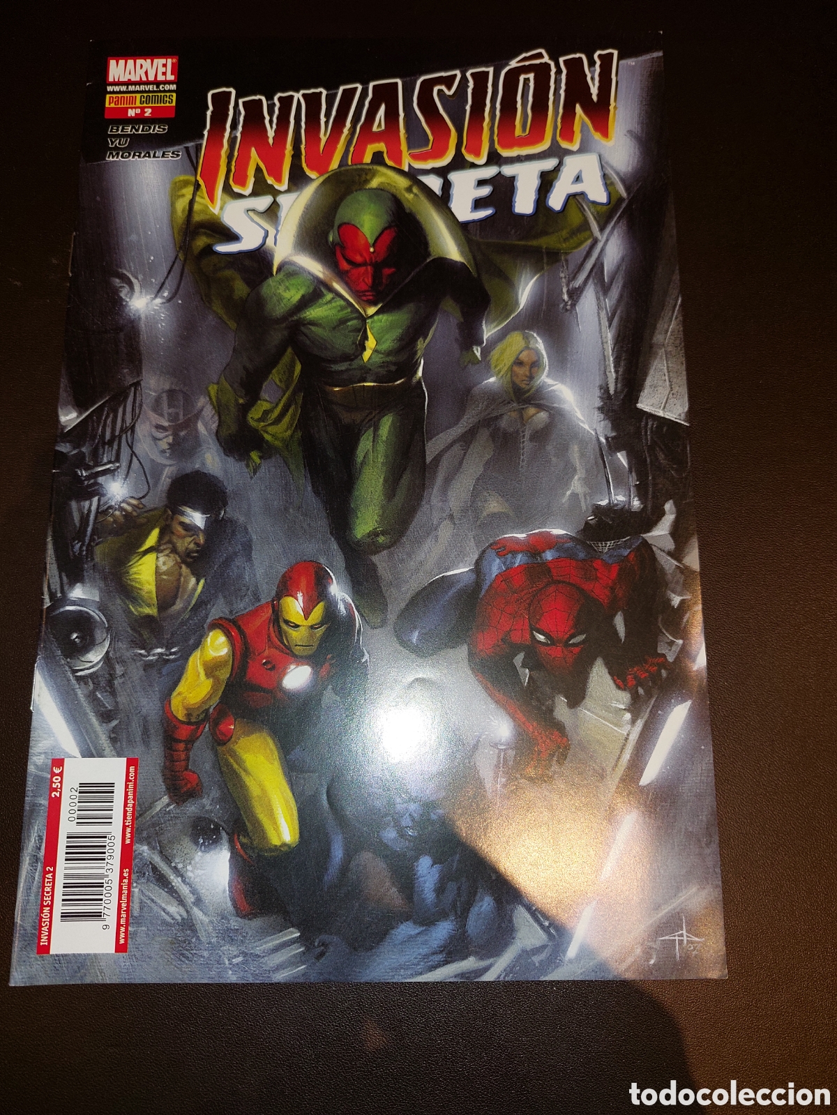 C&oacute;mics: INVASION SECRETA # 2 BENDIS/ YU - Foto 1