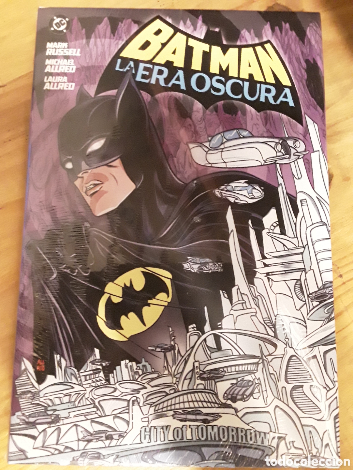 C&oacute;mics: Batman La Era Oscura - Russell, Allred - Panini / DC - Foto 1