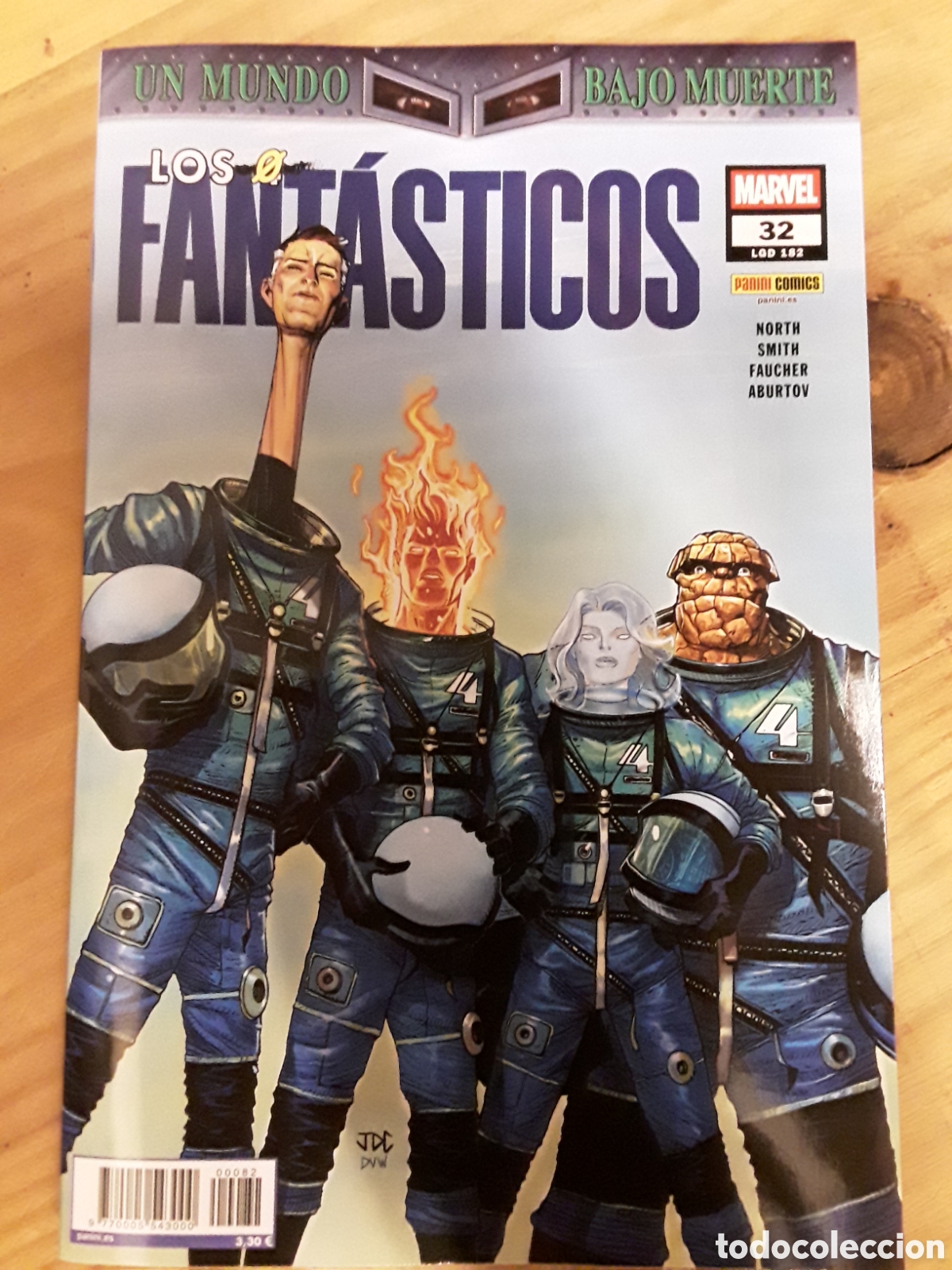 Comics: Los Cuatro 4 Fant&aacute;sticos 32 / 182 (grapa) - North, Smith, Faucher, Aburtov - Panini / Marvel