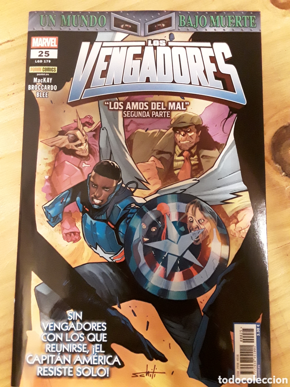 Comics: Los vengadores 2t / 179 (grapa) - MacKay, Broccardo, Blee - Panini / Marvel
