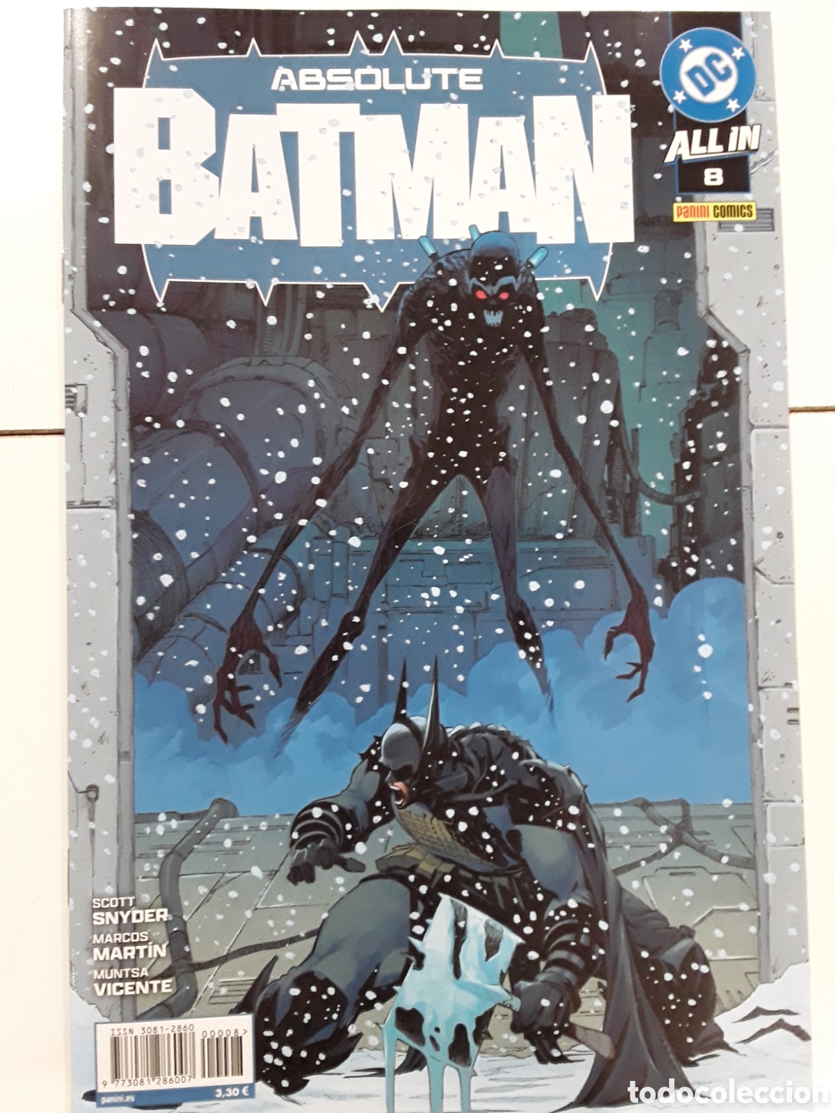 C&oacute;mics: Absolute Batman 8 - Snyder, Vicente, Martin - Panini / DC - Foto 1