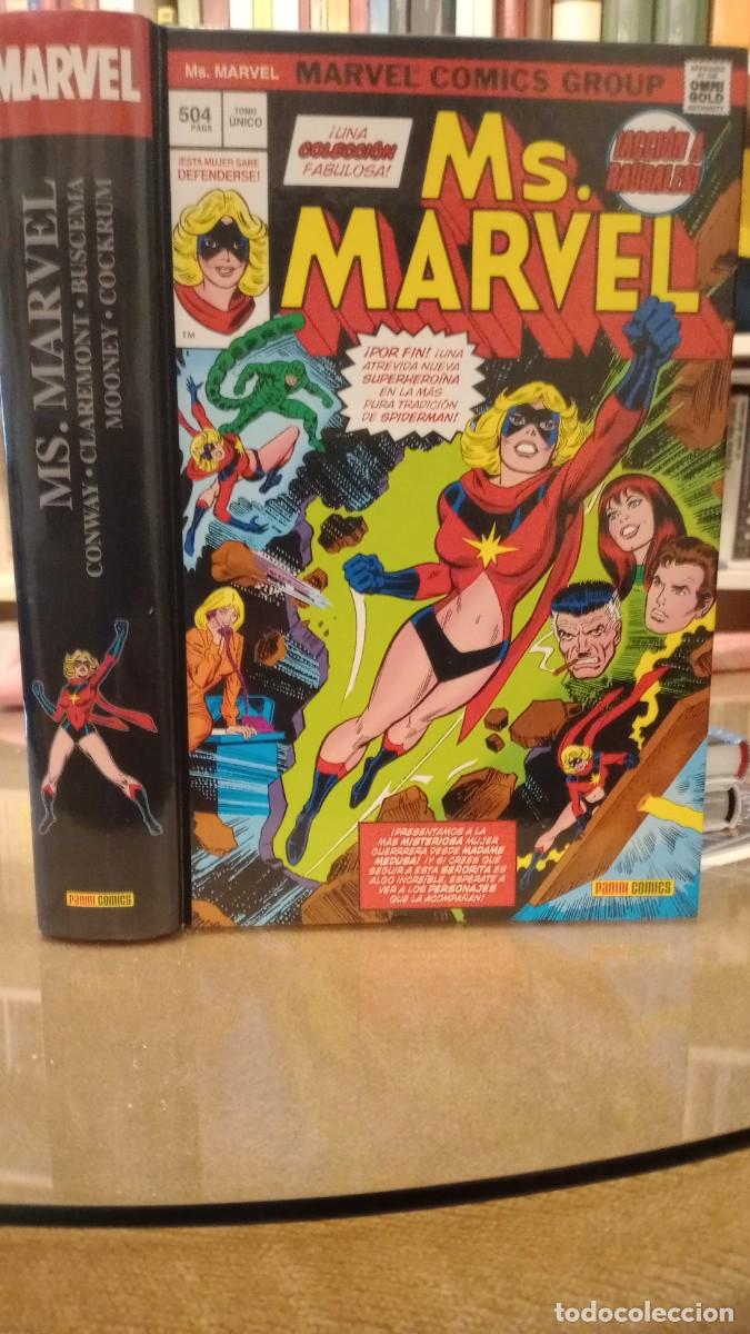 C&oacute;mics: MARVEL GOLD. MISS MARVEL + REGALO (LA VIDA DE LA CAPITANA MARVEL). PANINI - Foto 1