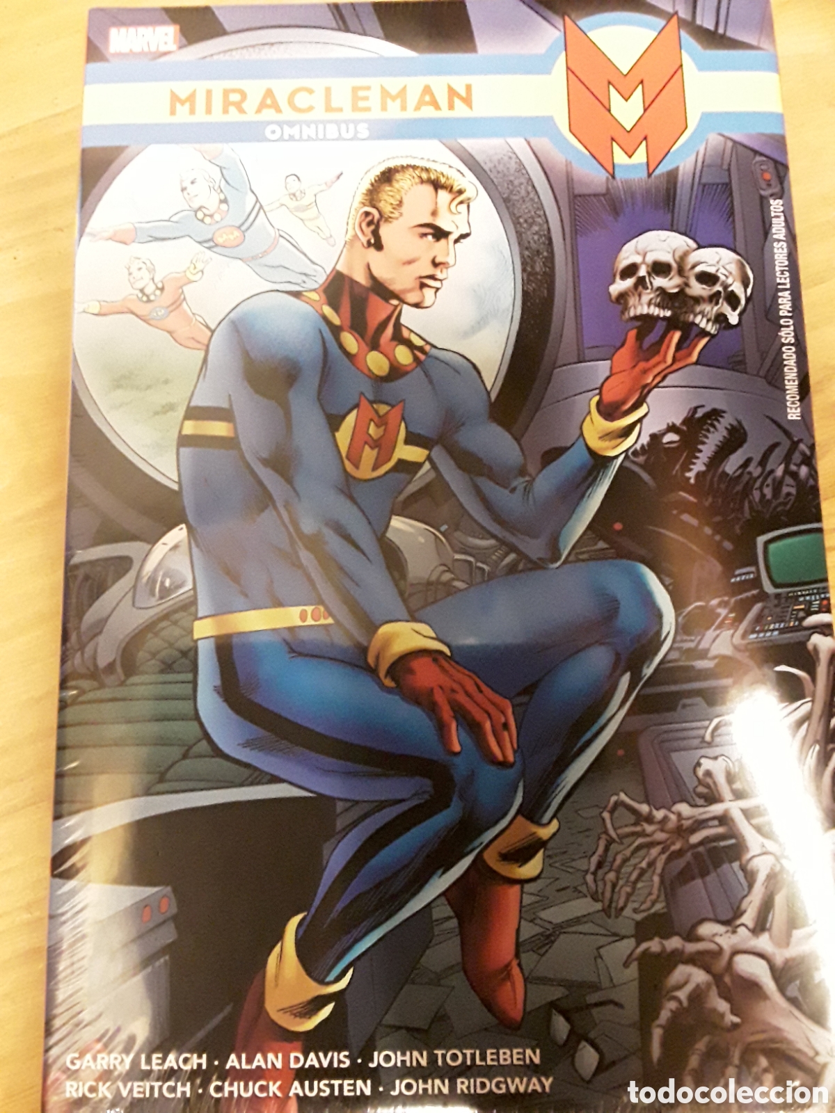C&oacute;mics: Miracleman &oacute;mnibus - Panini / Marvel - Foto 1