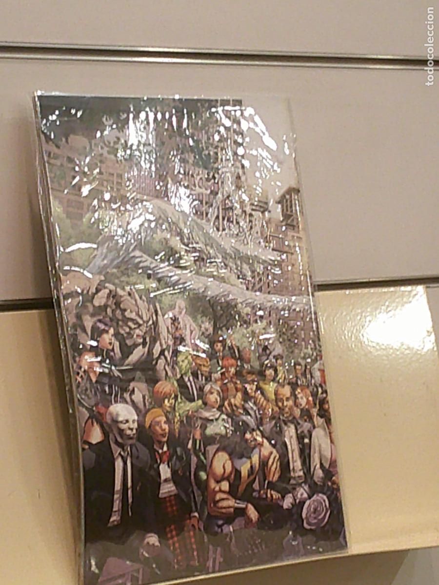 C&oacute;mics: ASTONISHING X-MEN VOL. 3 N&ordm; 32 MARVEL - PANINI - Foto 2