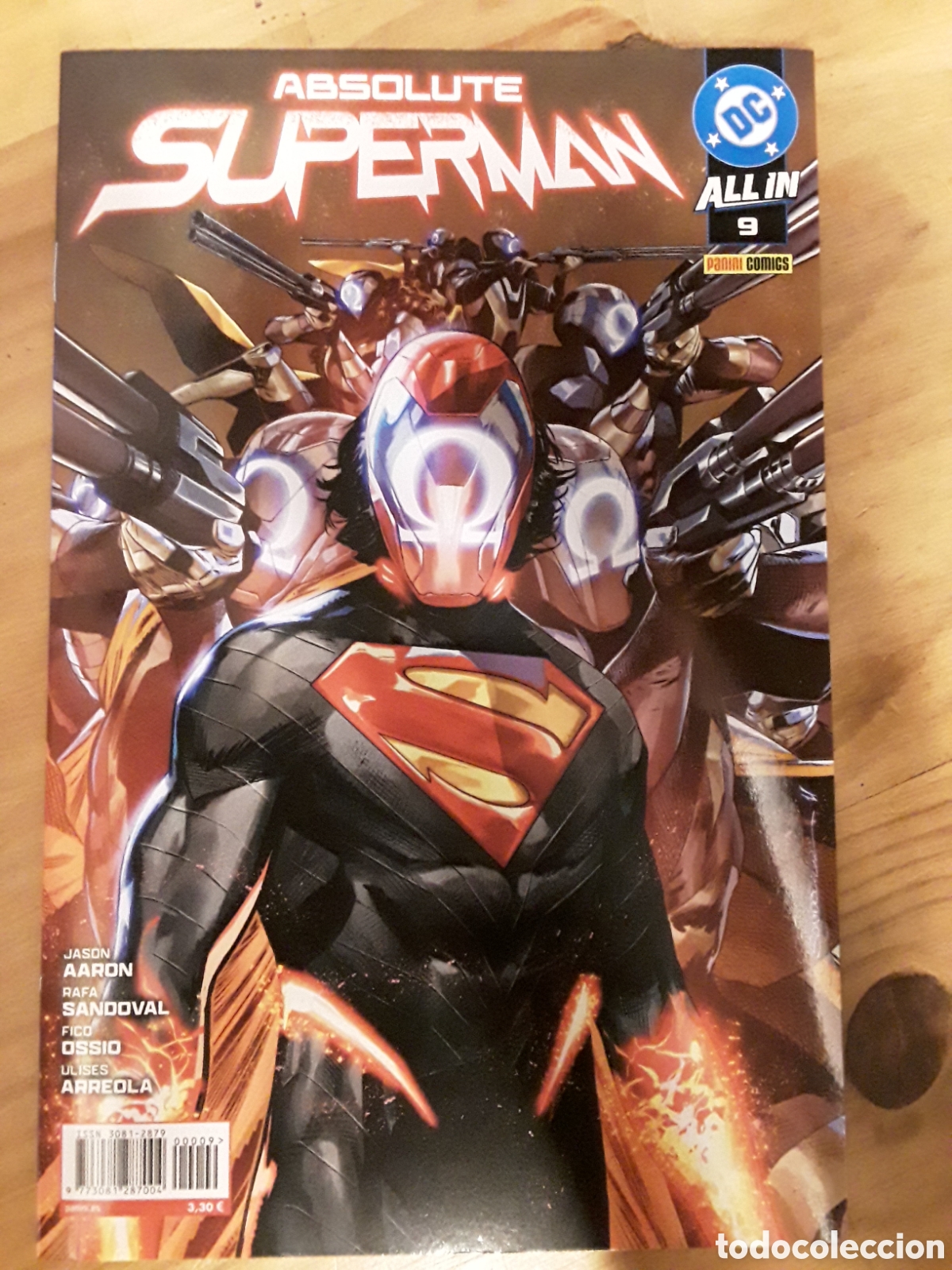 C&oacute;mics: Absolute Superman 9 - Aaron, Sandoval, Ossio, Arreola - Panini / DC - Foto 1