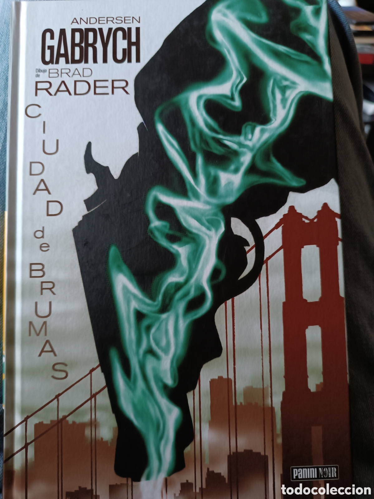 C&oacute;mics: Ciudad de brumas. Panini noir - Foto 1