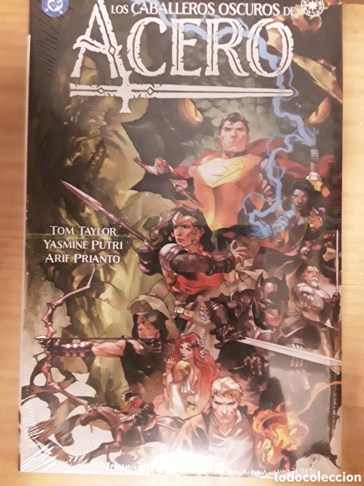 C&oacute;mics: Los caballeros oscuros de Acero - Taylor, Putri, Prianto - Panini / DC