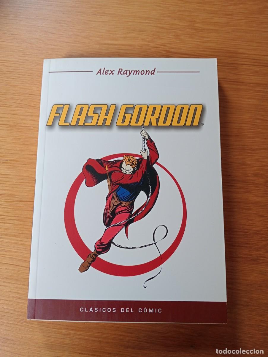 C&oacute;mics: LOTE CON 2 TOMOS DE CL&Aacute;SICOS DEL C&Oacute;MIC (DE 17). R&Uacute;STICA. PANINI. 2004. - Foto 3
