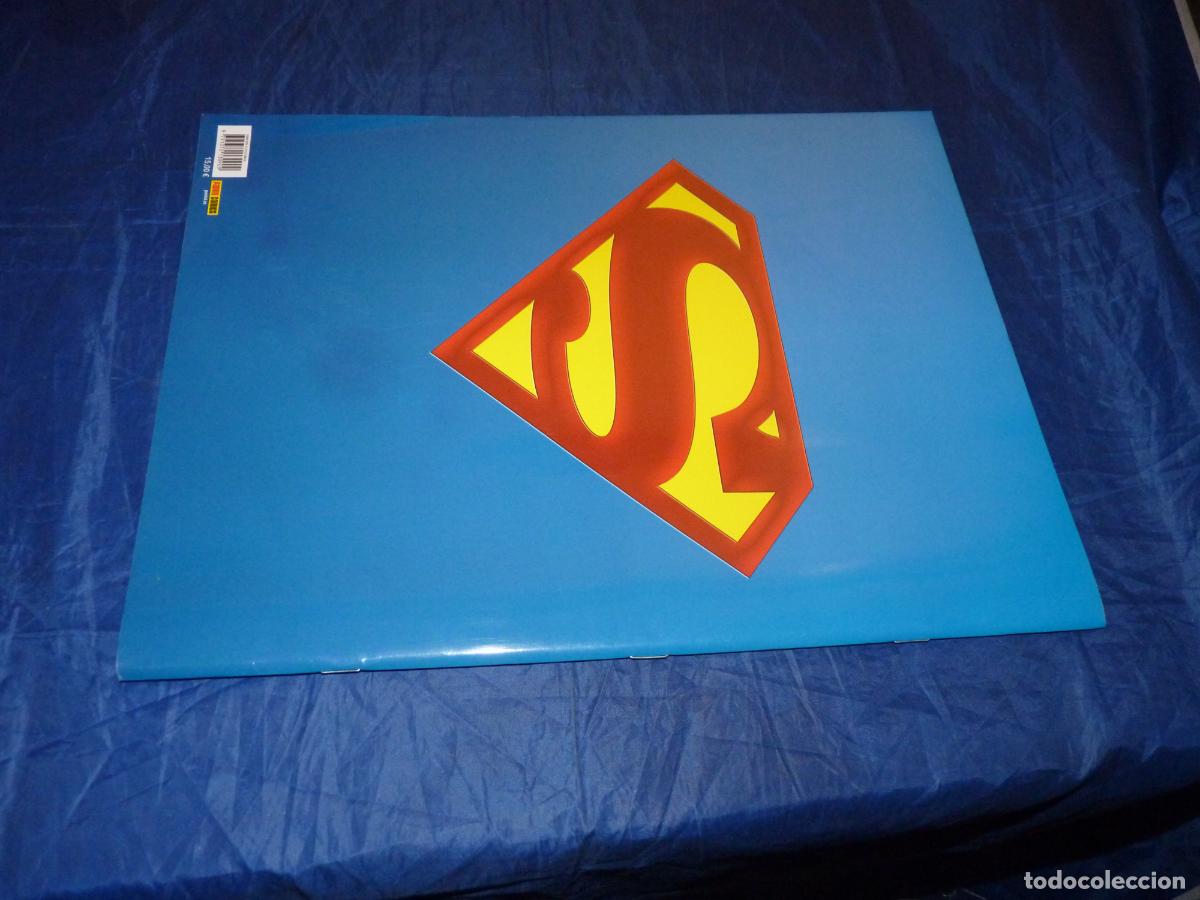 C&oacute;mics: SUPERMAN TREASURY EDITION 2025, UN H&Eacute;ROE PARA TODOS OREFSLL - Foto 4