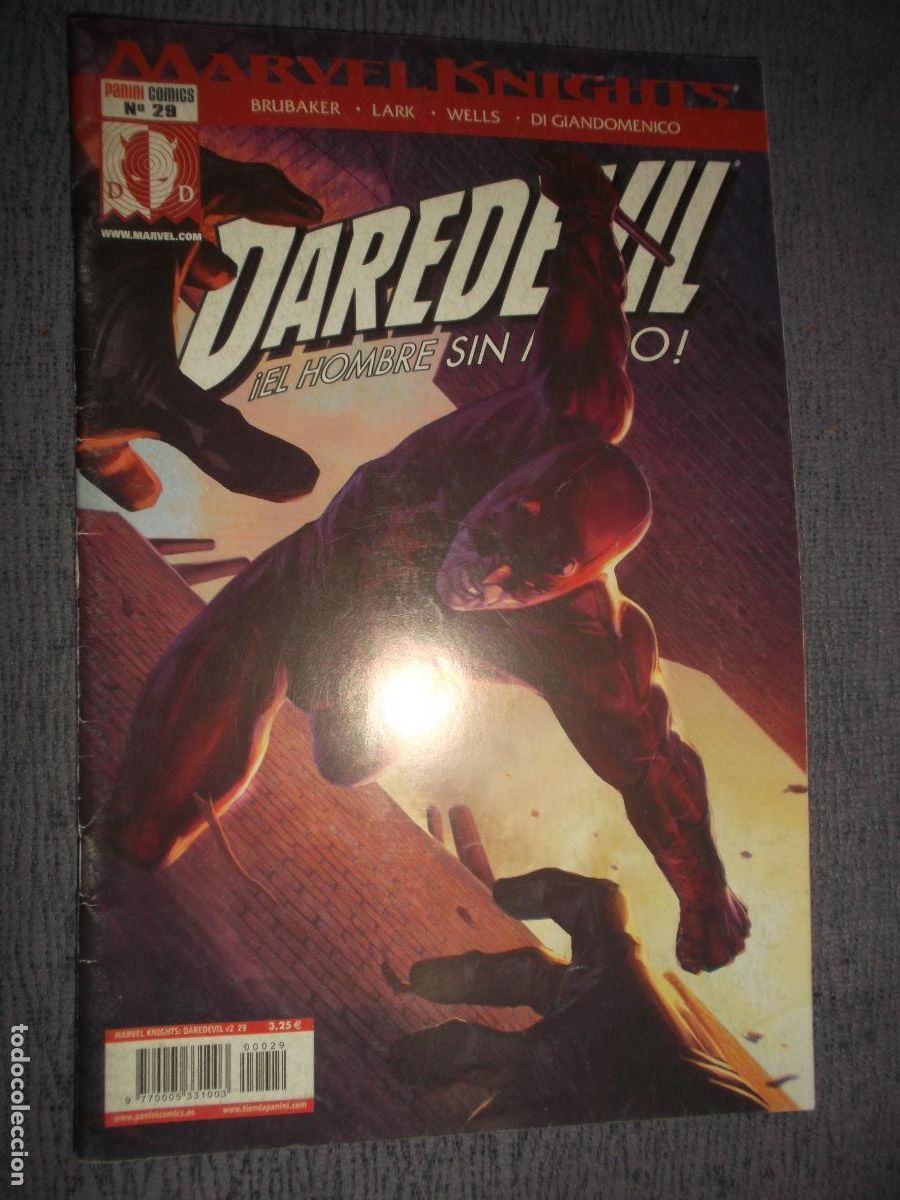 C&oacute;mics: Marvel Knights: Daredevil Vol.2 N&ordm; 29, Ed Brubaker, Zeb Wells, Carmine Di Giandomenico, Michael Lark