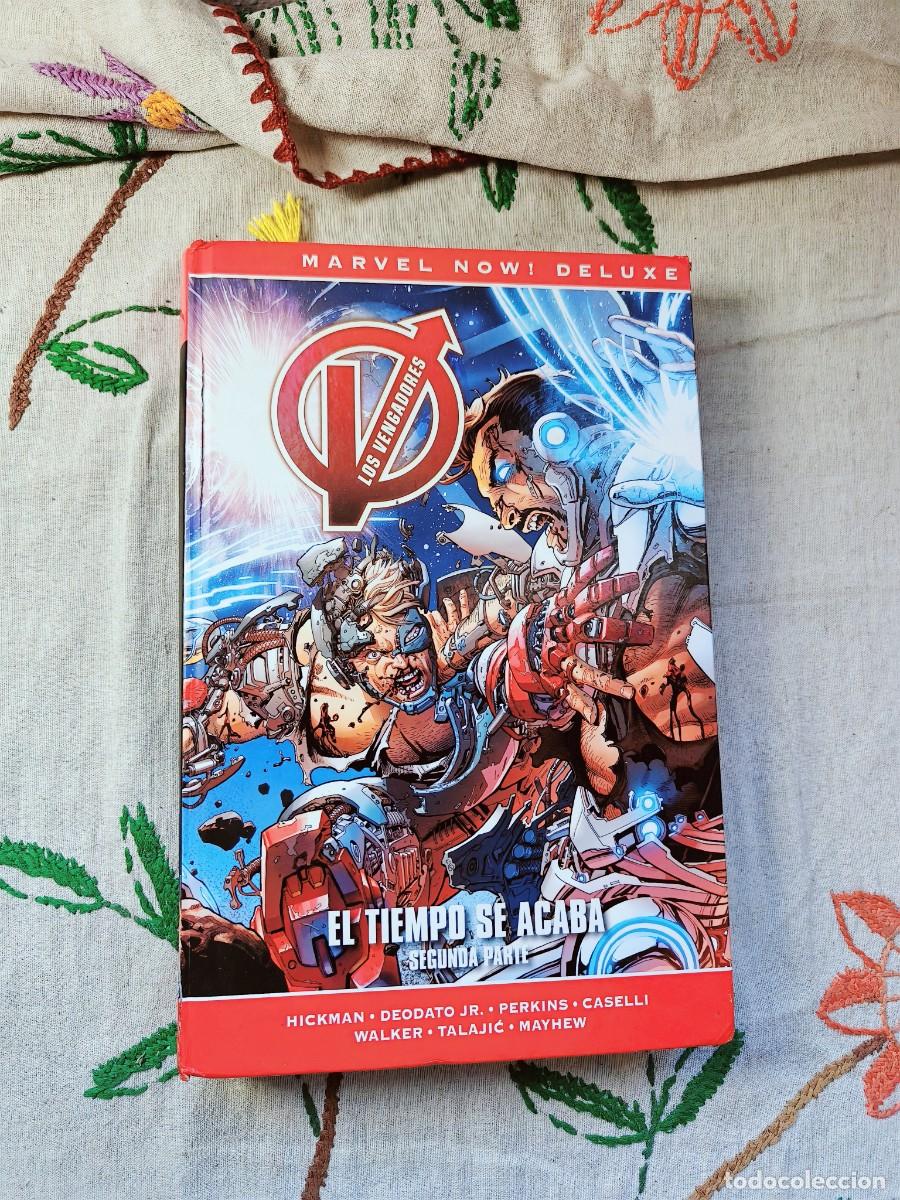 C&oacute;mics: Los Vengadores. El Tiempo se Acaba. Tomo 9. Marvel Now Deluxe. Hickman. Panini.
