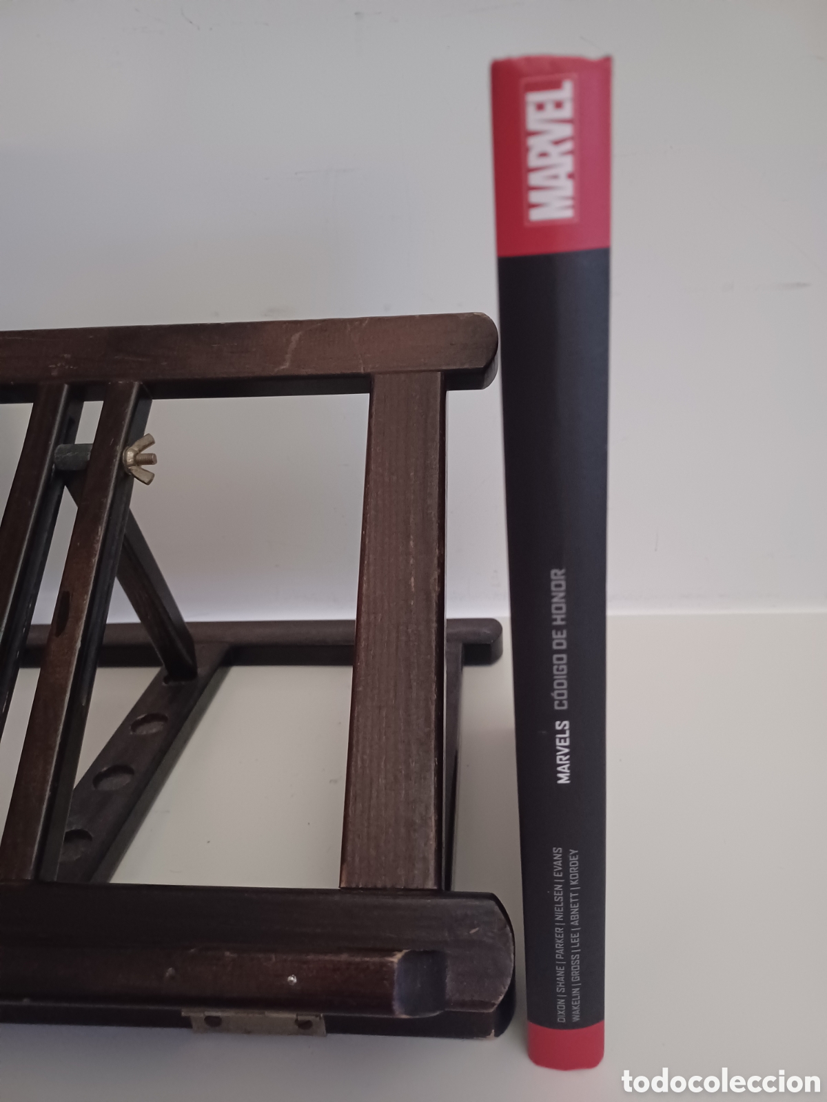 C&oacute;mics: Marvels. C&oacute;digo de honor/ Marvel Panini/ NUEVO A ESTRENAR - Foto 3