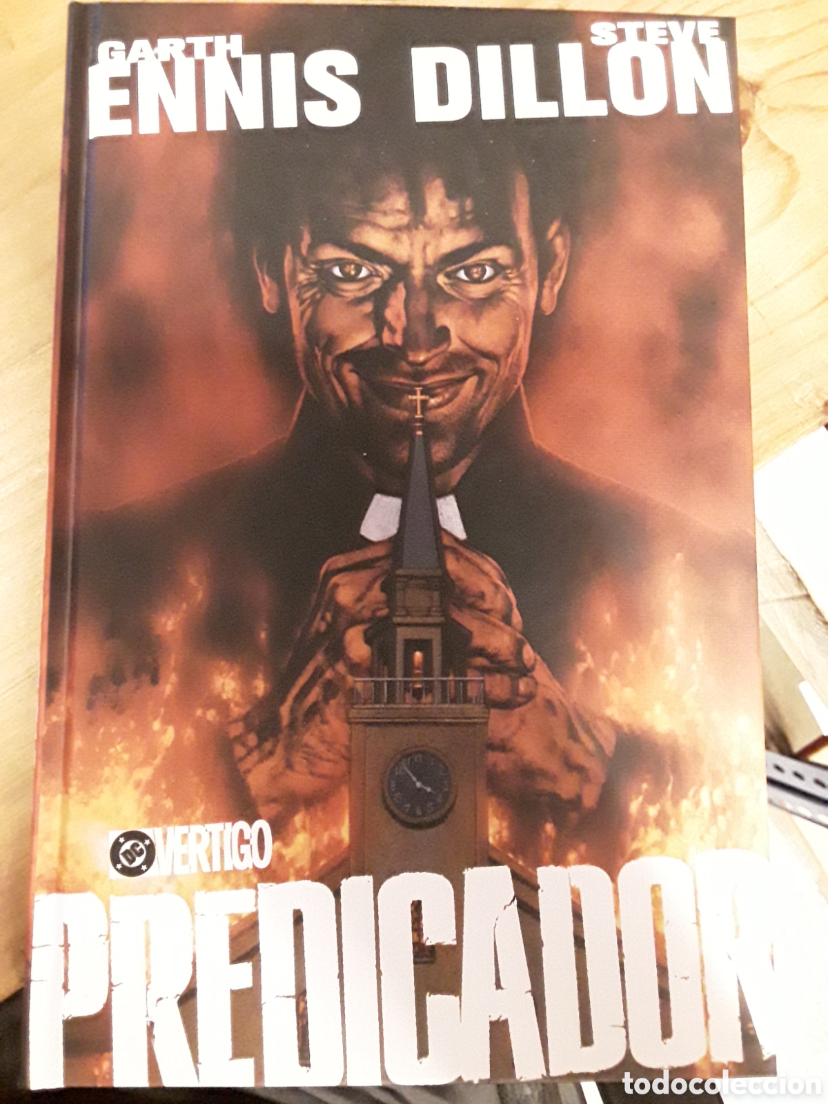 C&oacute;mics: Predicador 1 - Ennis, Dillon - Panini / DC / Vertigo