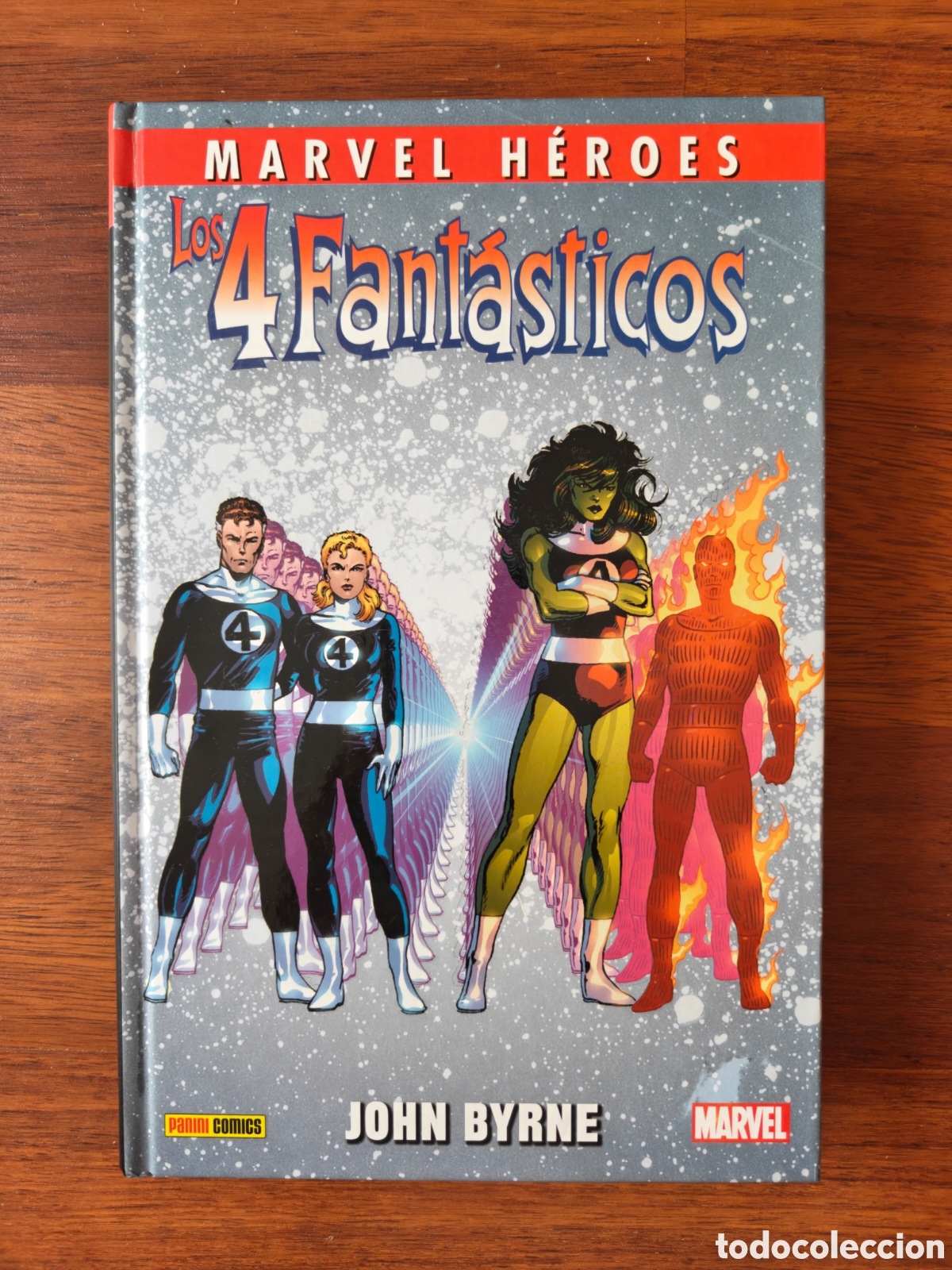 C&oacute;mics: Marvel H&eacute;roes Los 4 fant&aacute;sticos. John Byrne. Tomo 3.