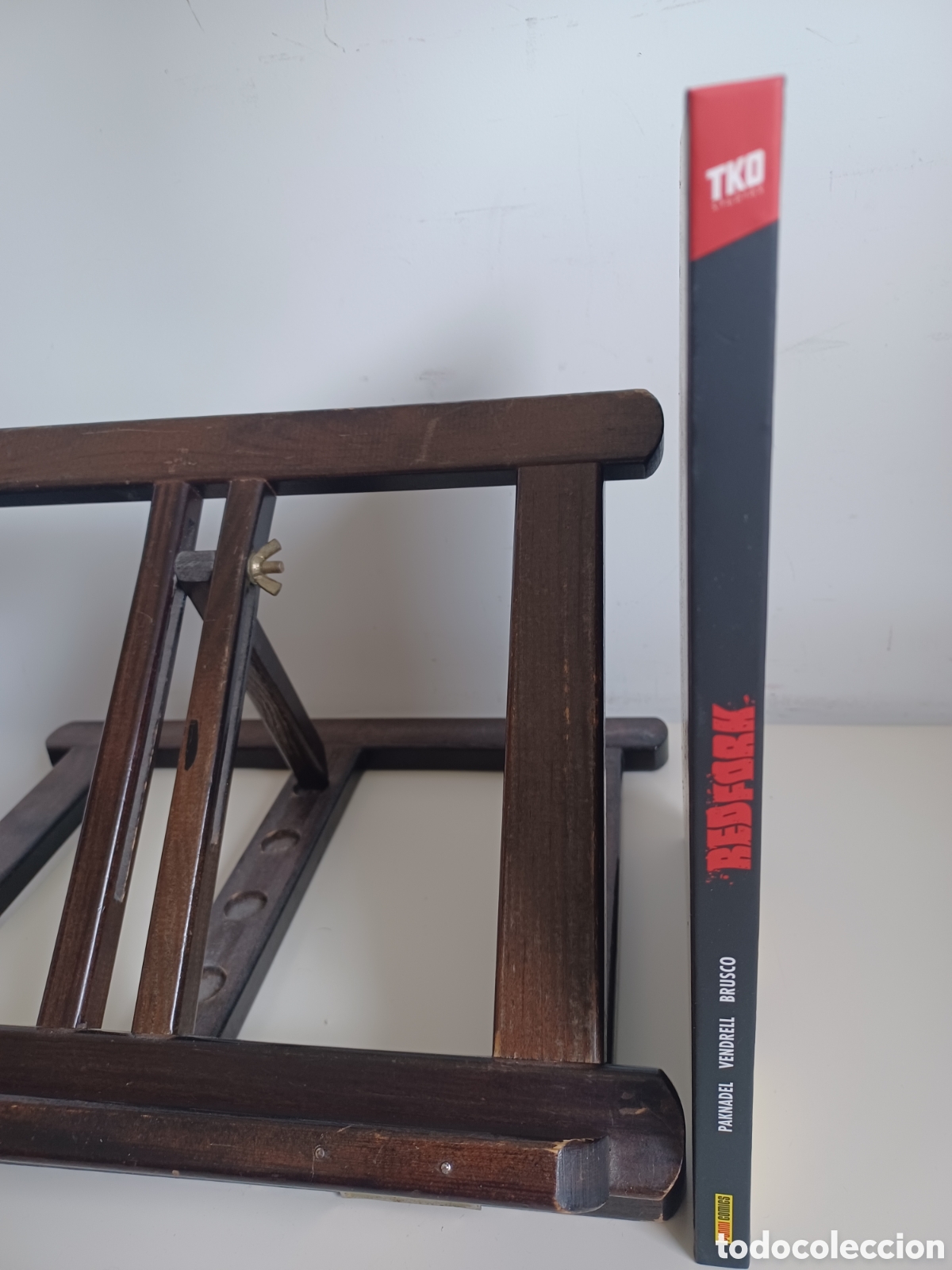 C&oacute;mics: Redfork/ Alex Paknadel/ Panini TKO - Foto 3
