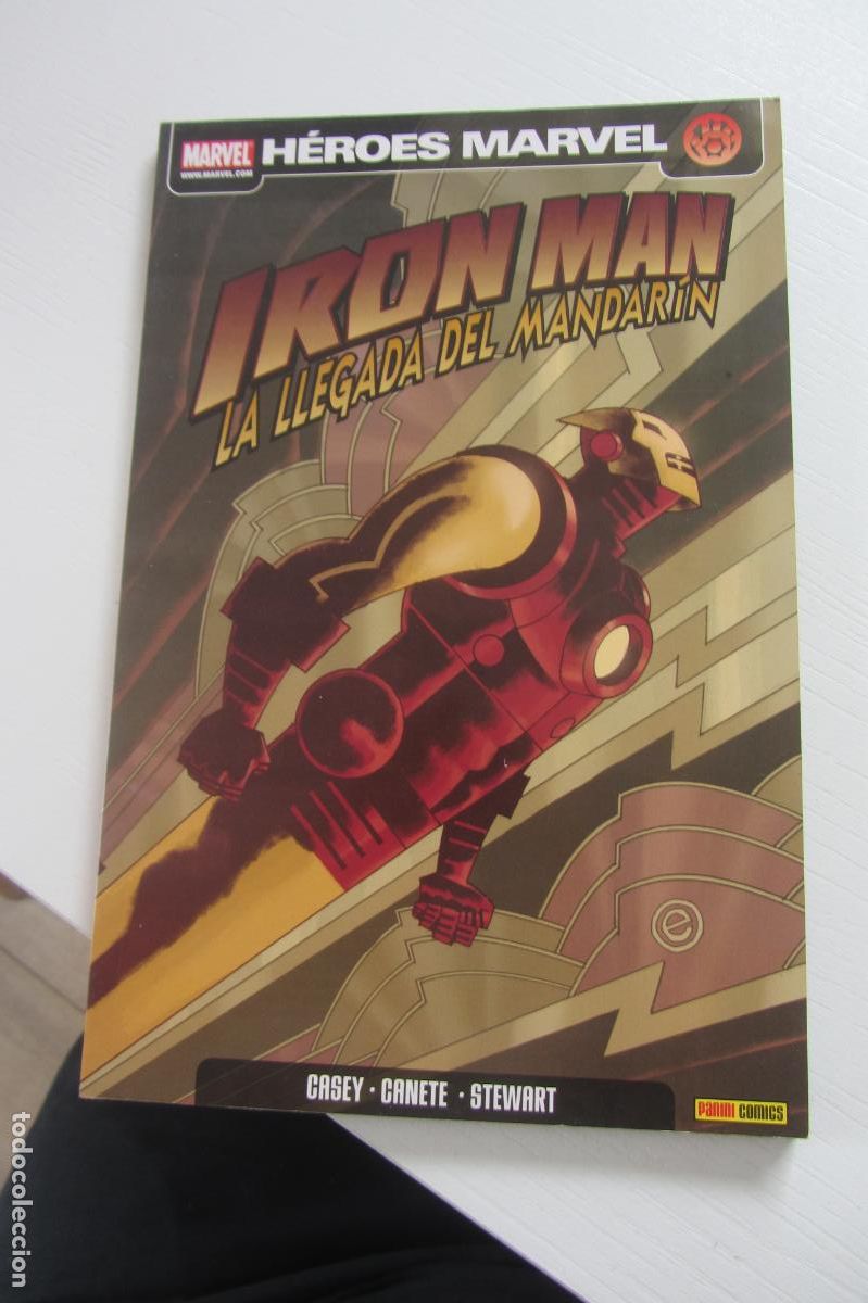 C&oacute;mics: H&Eacute;ROES MARVEL: IRON MAN - LA LLEGADA DEL MANDAR&Iacute;N - TOMO - PANINI arx331