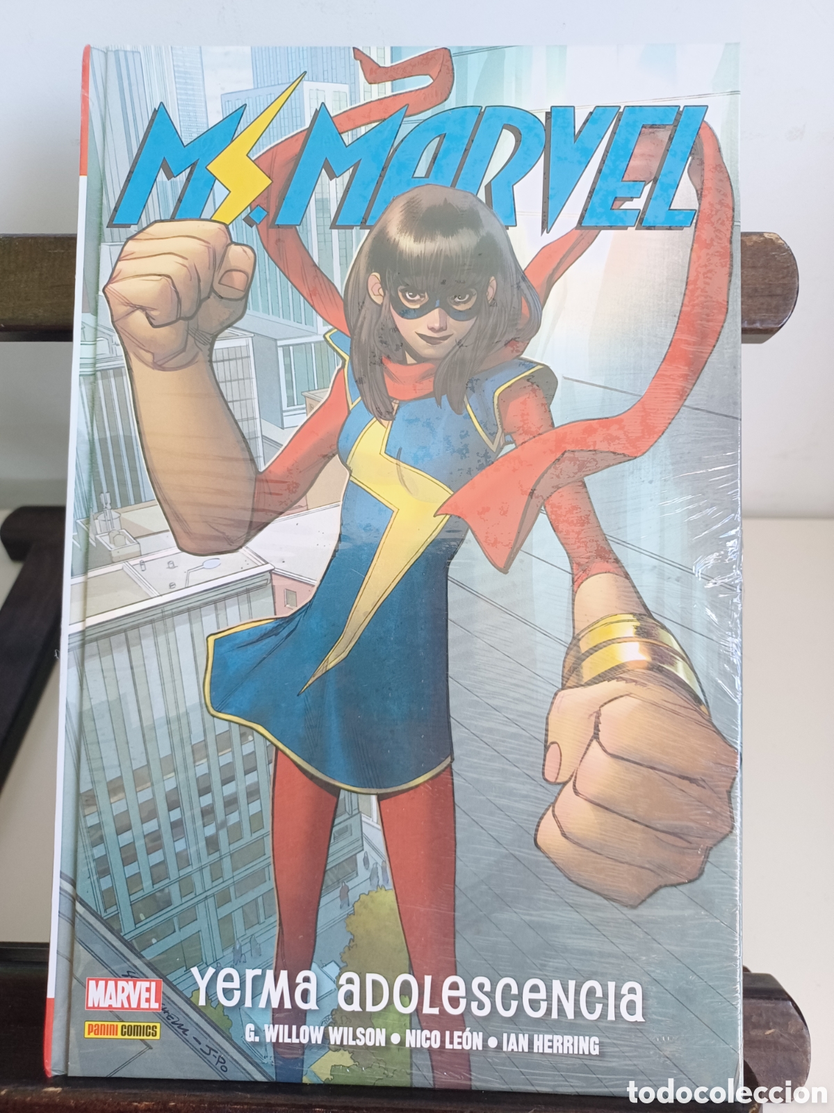 C&oacute;mics: Ms Marvel &Oacute;mnibus 5 Yerma adolecencia/ Panini/ NUEVO PRECINTADO