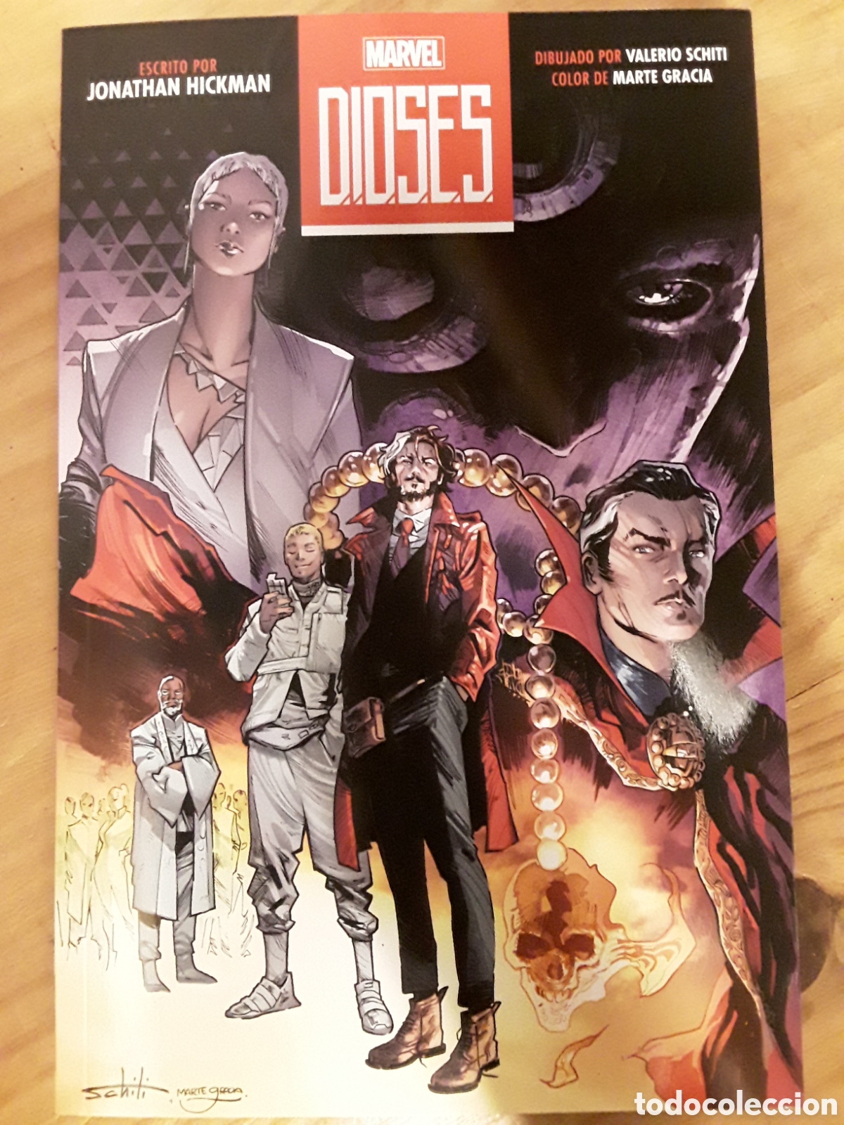 C&oacute;mics: Marvel Premiere DIOSES - Hickman, Schiti, Gracia - Panini / Marvel