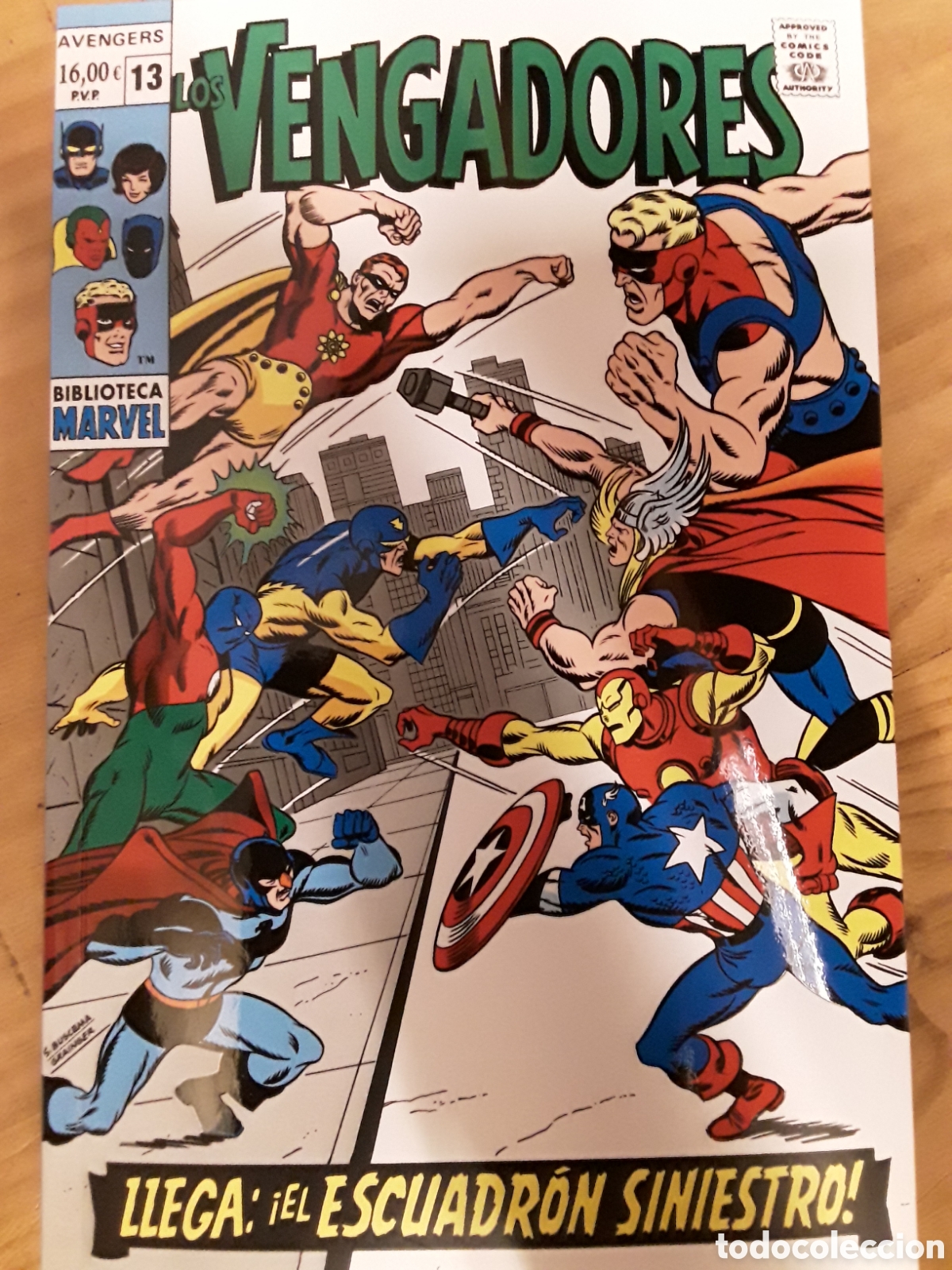 C&oacute;mics: Biblioteca Marvel 122. Los Vengadores 13 - Panini / marvel