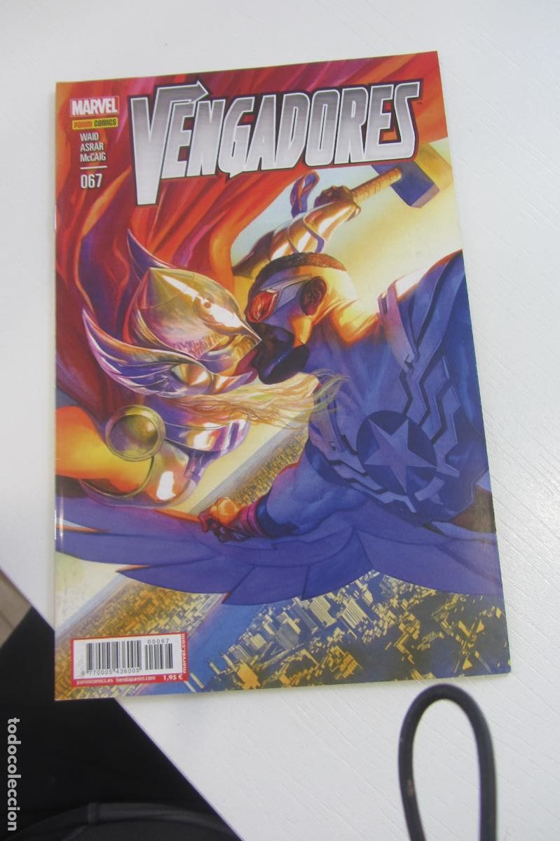 C&oacute;mics: LOS VENGADORES VOL.4 N&ordm; 67 ( 2011/&hellip; ) BUEN ESTADO PANINI arx184